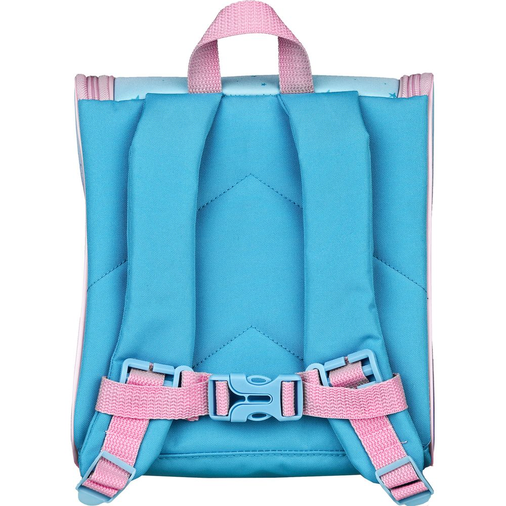Zaino blu con spalline, cerniere e fibbie rosa.
