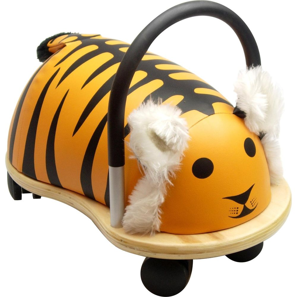 Ein orangefarbenes Spielzeugauto in Tigerform mit schwarzen Streifen und Ohren.