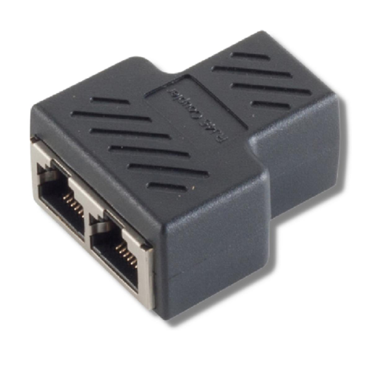 İki girişli ve bir çıkışlı siyah RJ45 ayırıcı, beyaz üzerinde izole edilmiş.