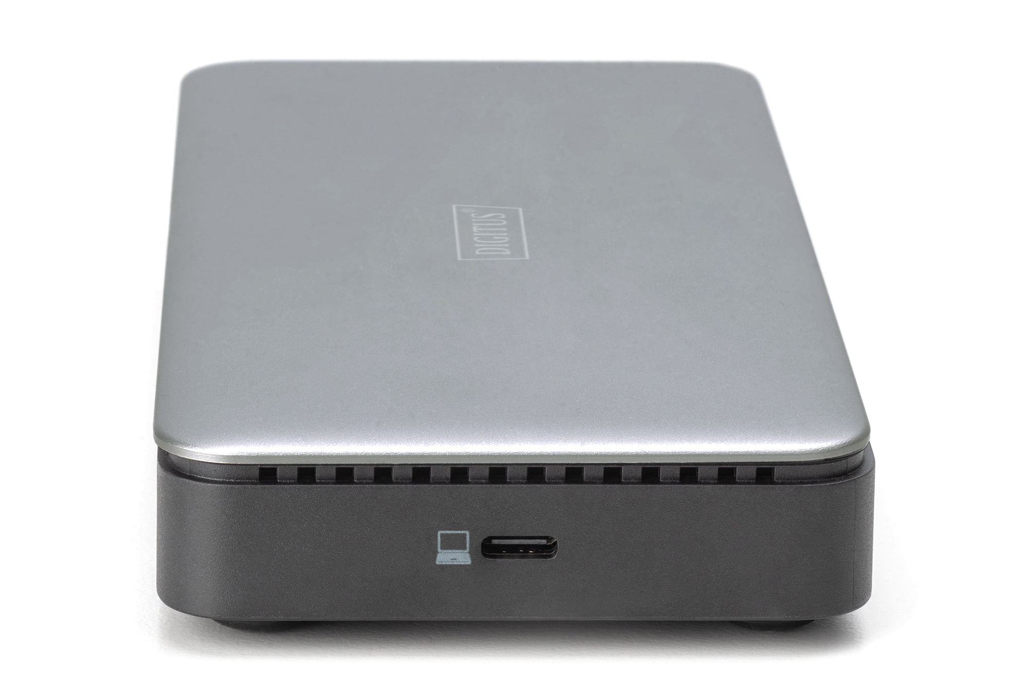 Silbernes DIGITUS-Gerät mit schwarzem Sockel und USB-C-Anschluss.