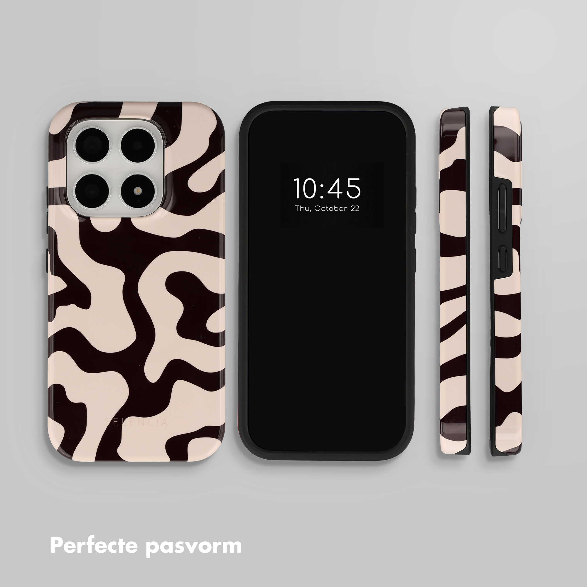 Une coque de téléphone à motif tacheté beige et brun foncé. Un smartphone à côté.