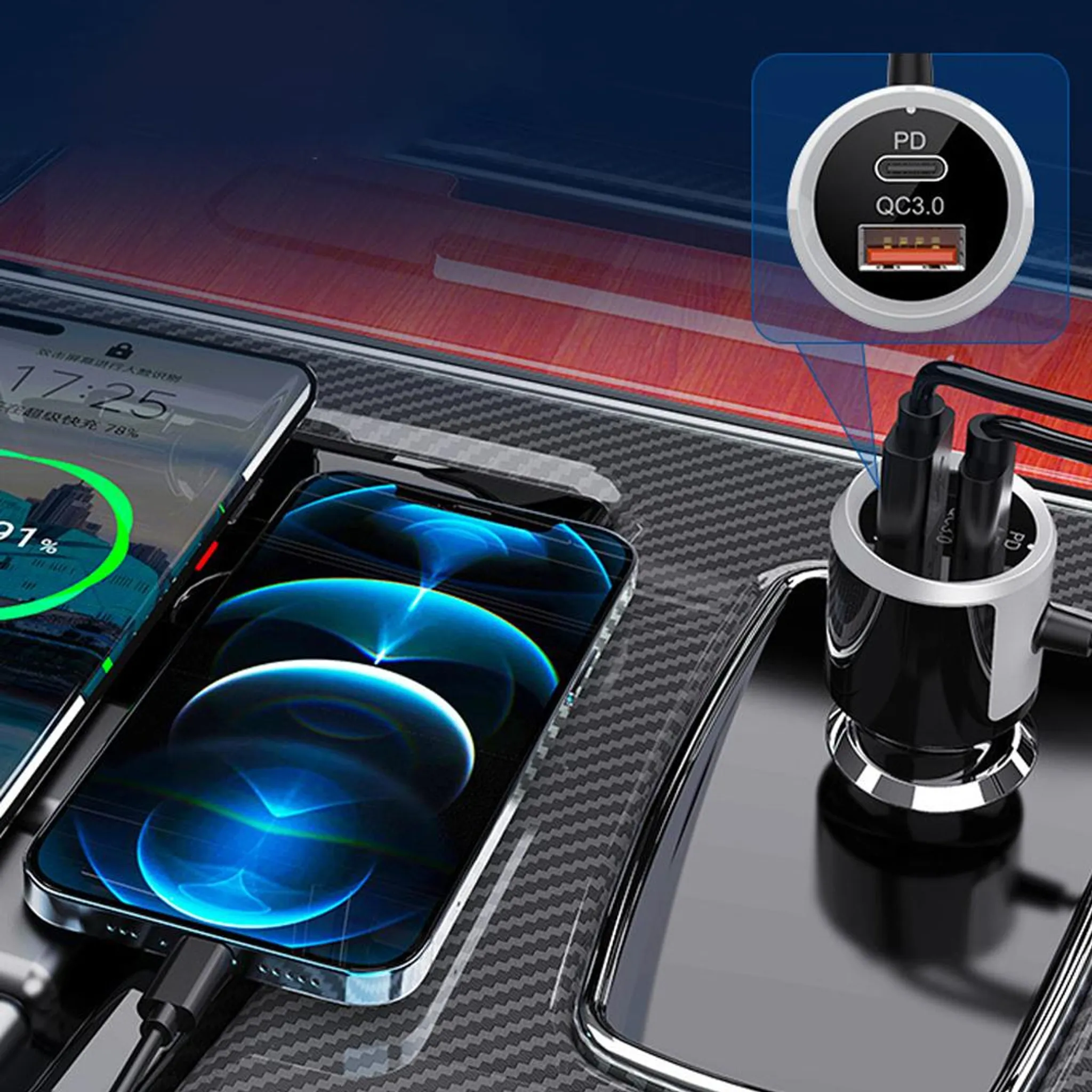 Zwei Smartphones werden in einem Auto aufgeladen, ein USB-Ladegerät mit PD und QC3.0.