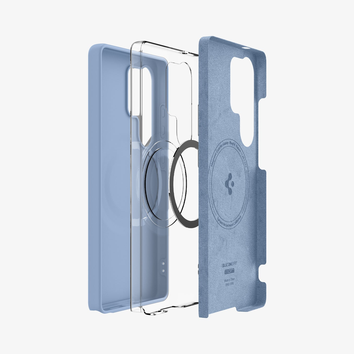 Una funda de teléfono azul de silicona y plástico transparente, mostrando capas.