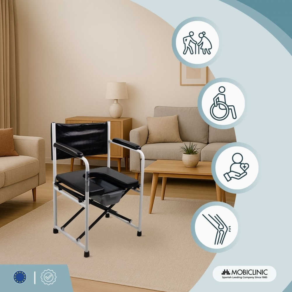 Una silla inodoro portátil con reposabrazos y respaldo está en una sala.