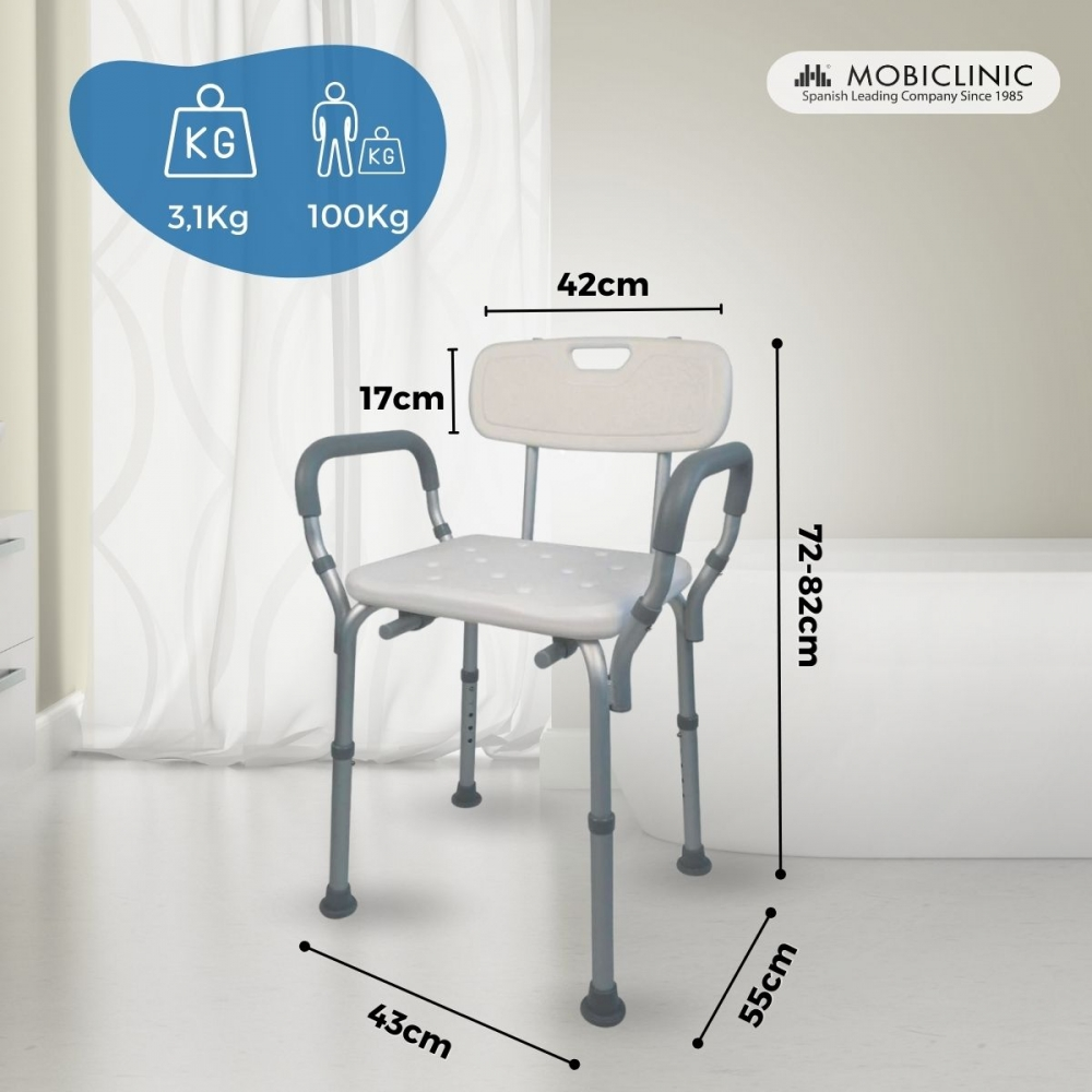 Silla de ducha con medidas: 42cm ancho, 17cm reposabrazos, 43cm fondo, 72-82cm alto, 55cm ancho.