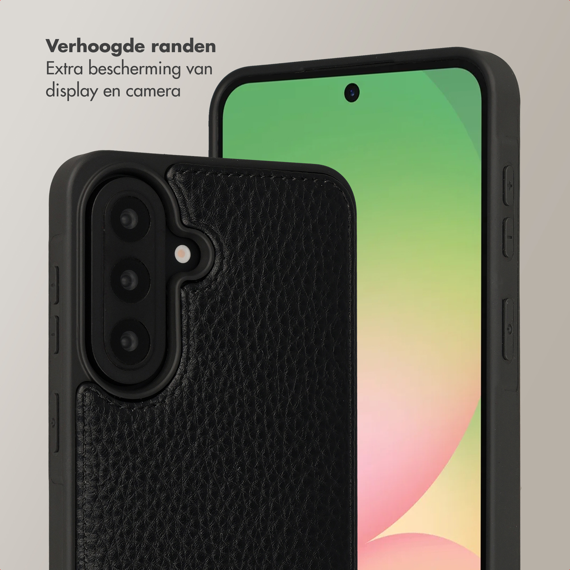 Coque de téléphone noire à bords surélevés, protège appareil photo et écran.