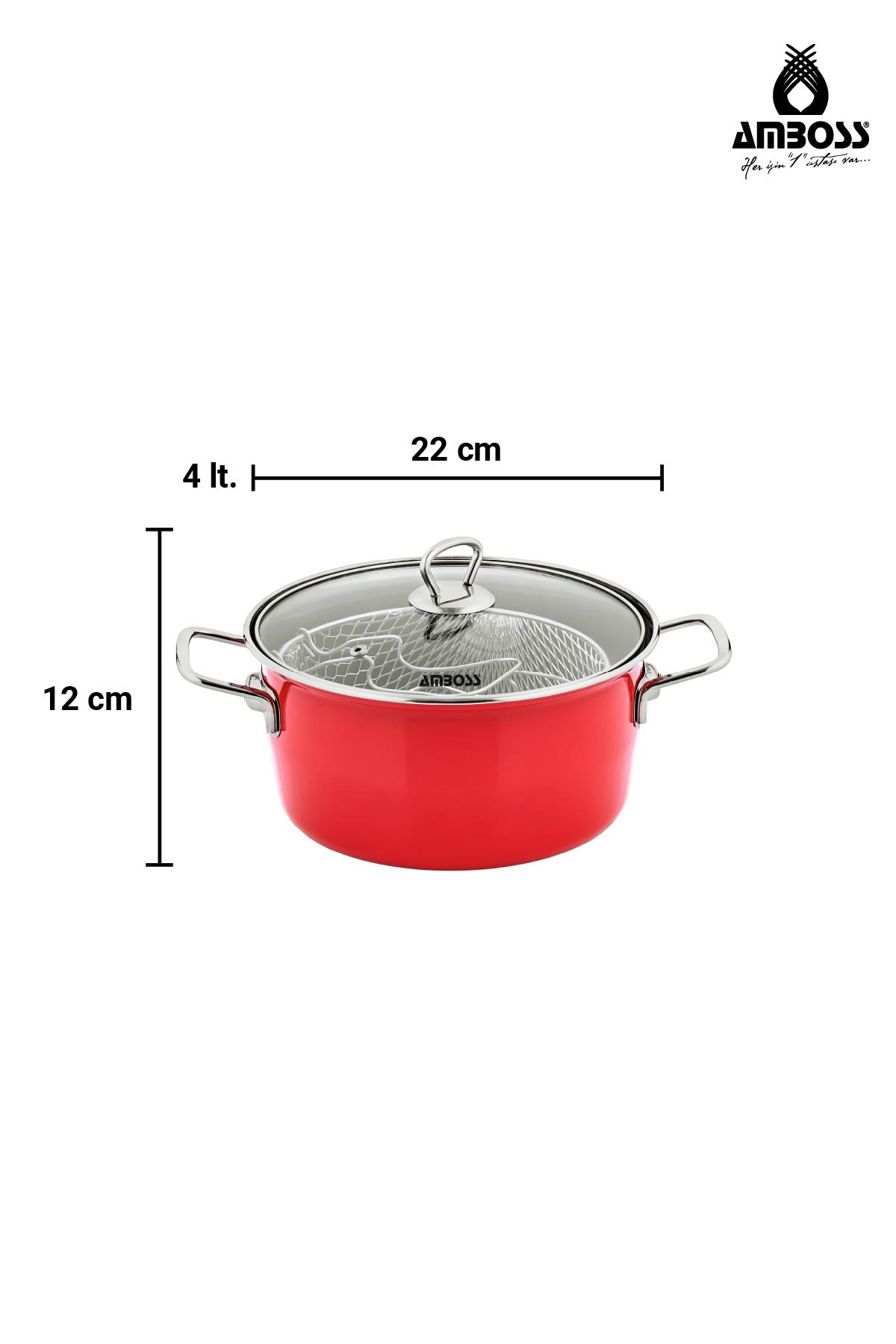 Kırmızı tencere (22x12 cm) cam kapaklı ve süzgeçli. Hacim 4 litre.