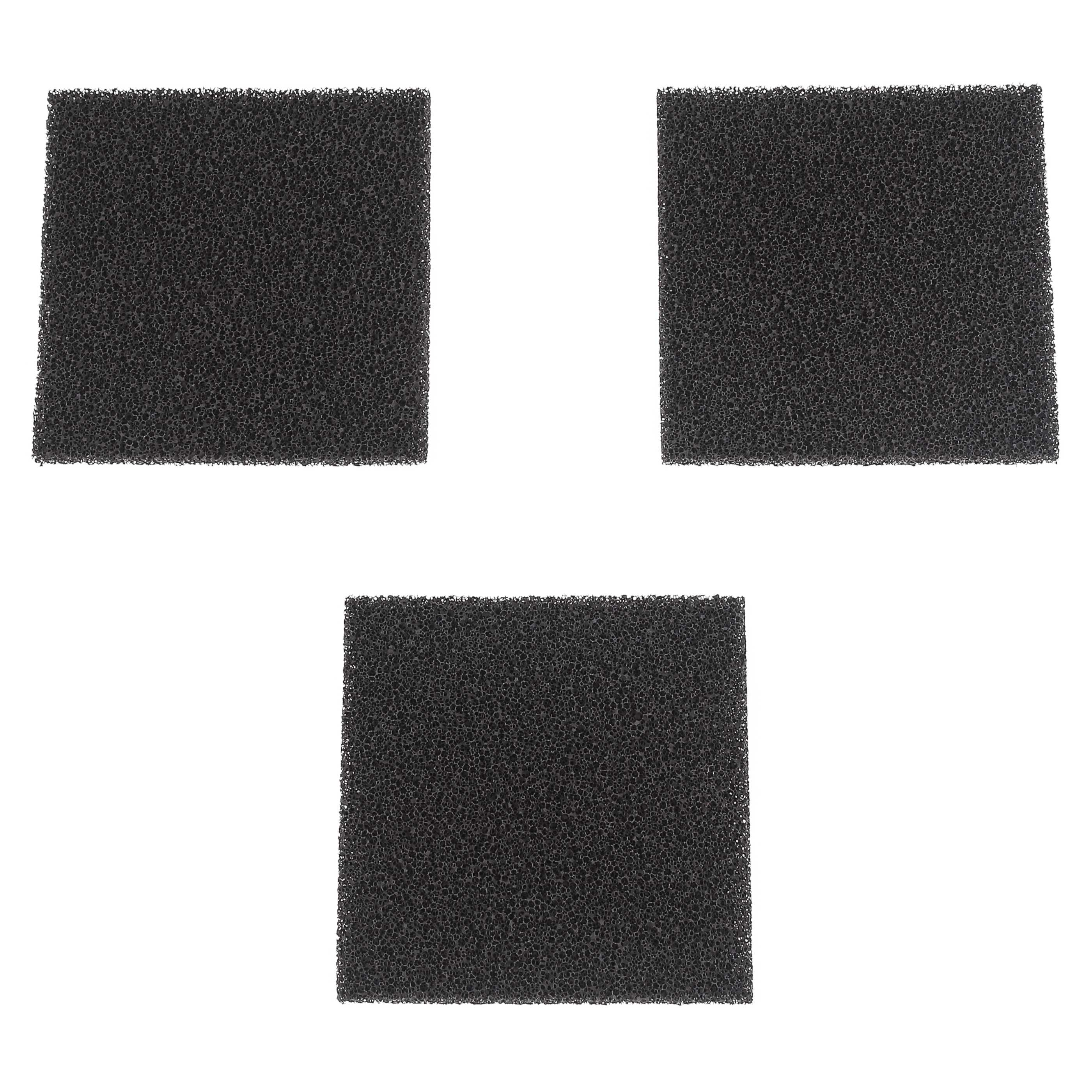 Drei schwarze Schaumstofffilter auf weißem Hintergrund.