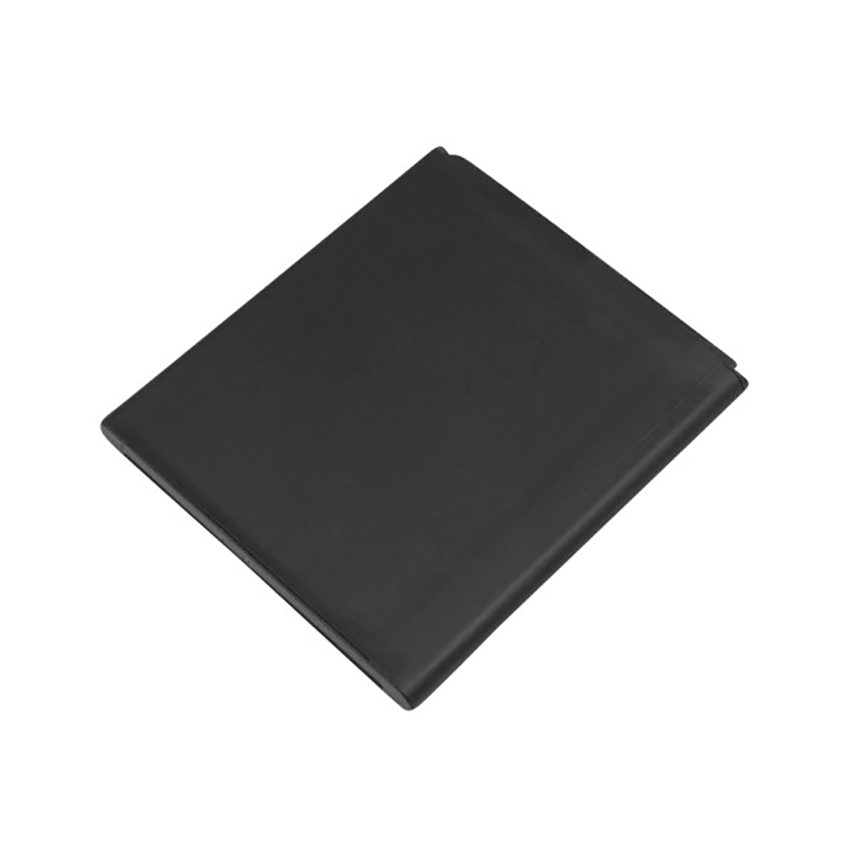 Un taccuino nero chiuso o un piccolo libro su sfondo bianco.