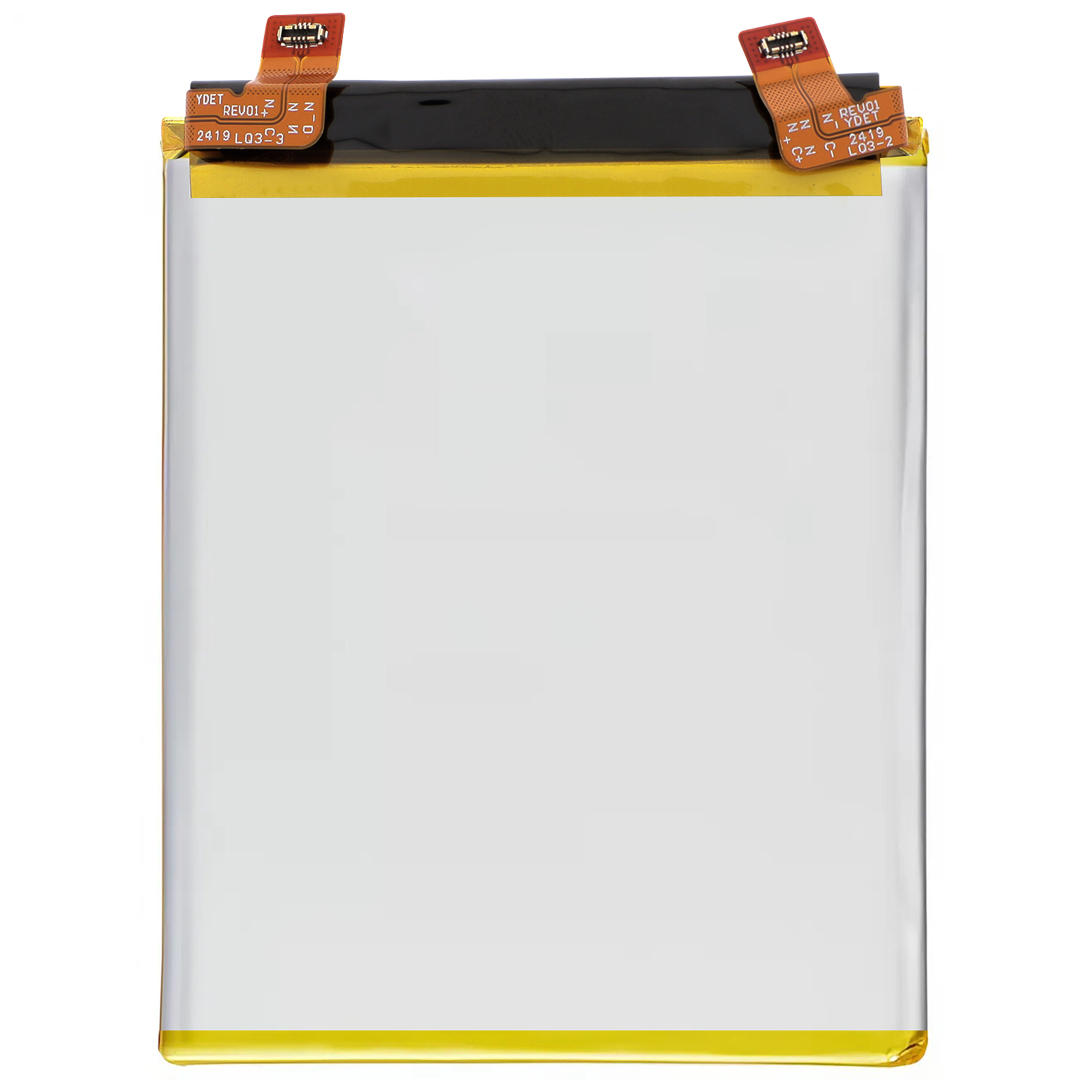 Una batería rectangular con borde amarillo y dos cables planos naranjas arriba.