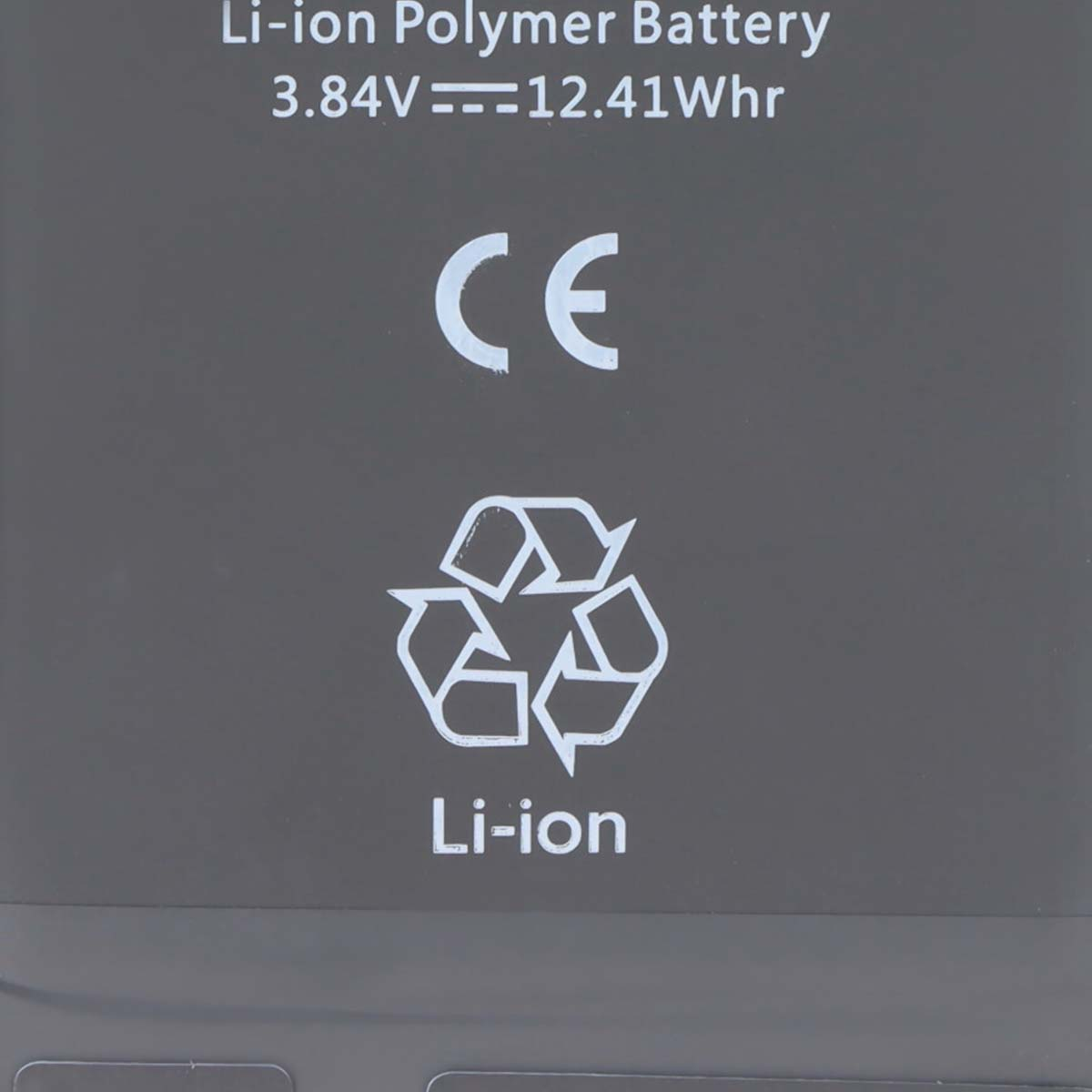 Batteria Li-ion Polimero 3,84V 12,41Wh con simboli CE e riciclo.