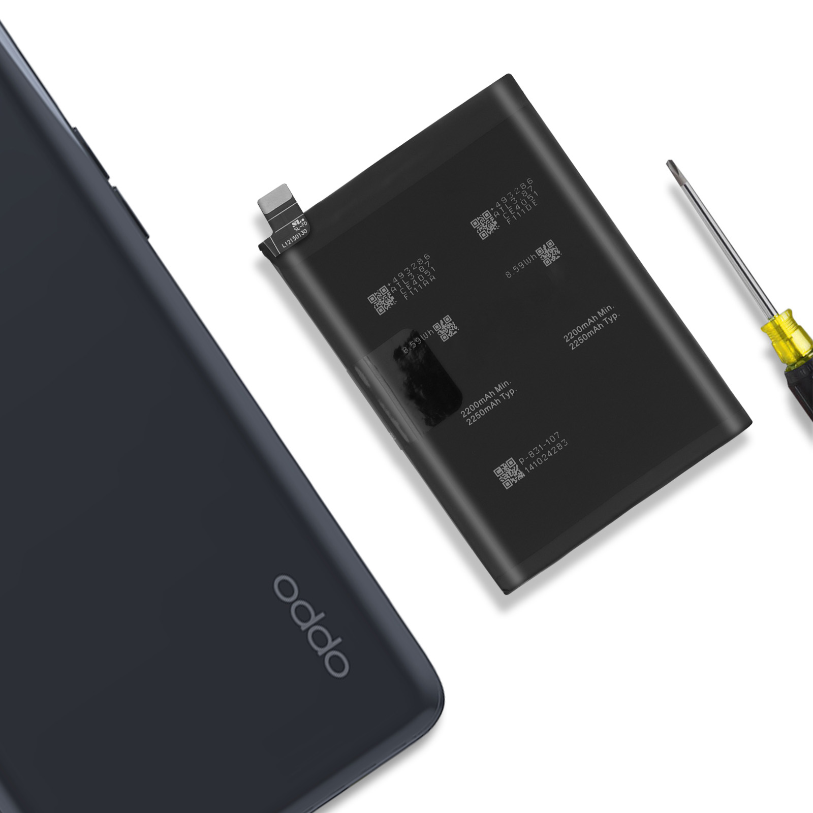 Un smartphone negro yace junto a una batería y un destornillador.