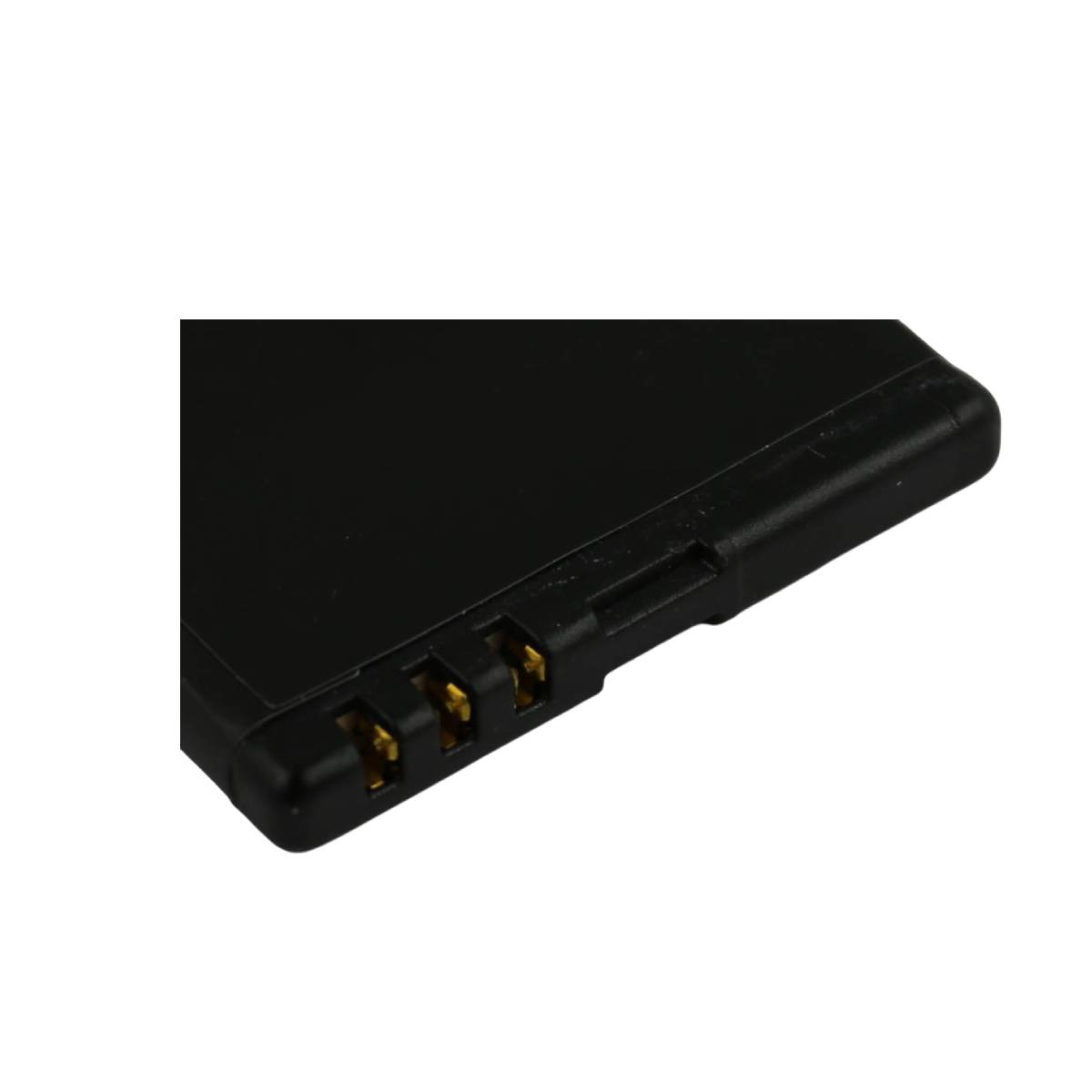Primo piano di una batteria nera con contatti dorati.