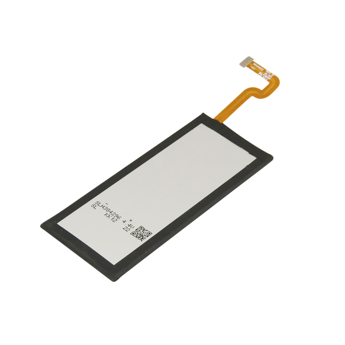 Batteria nera con etichetta bianca e cavo flessibile arancione. Sfondo bianco.