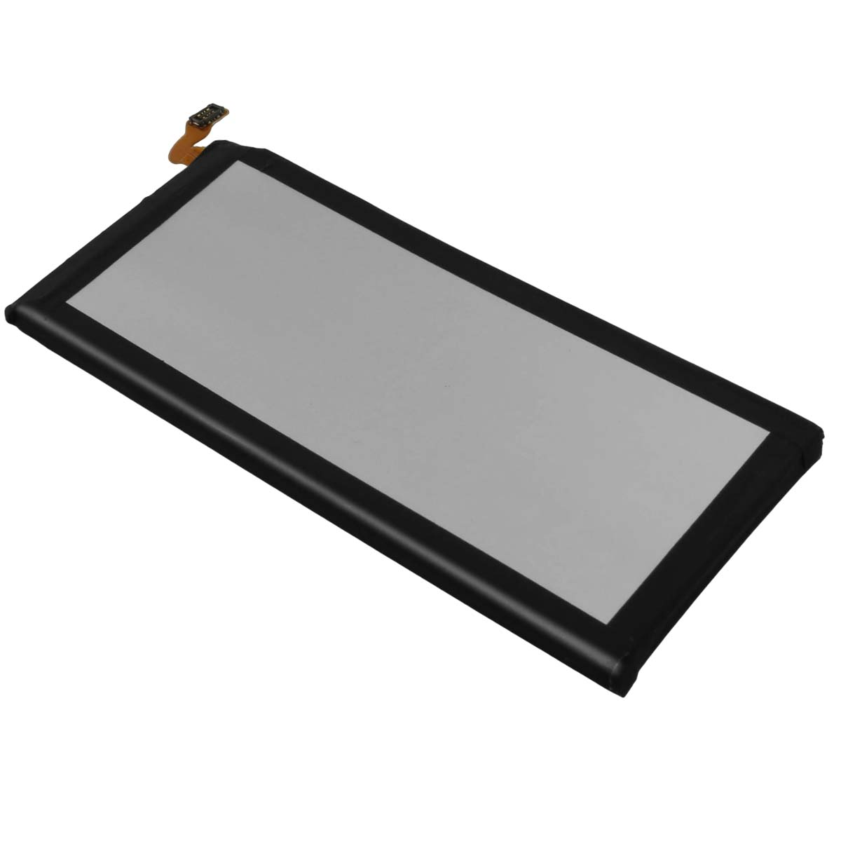 Una batteria piatta e rettangolare con bordo nero e centro grigio.