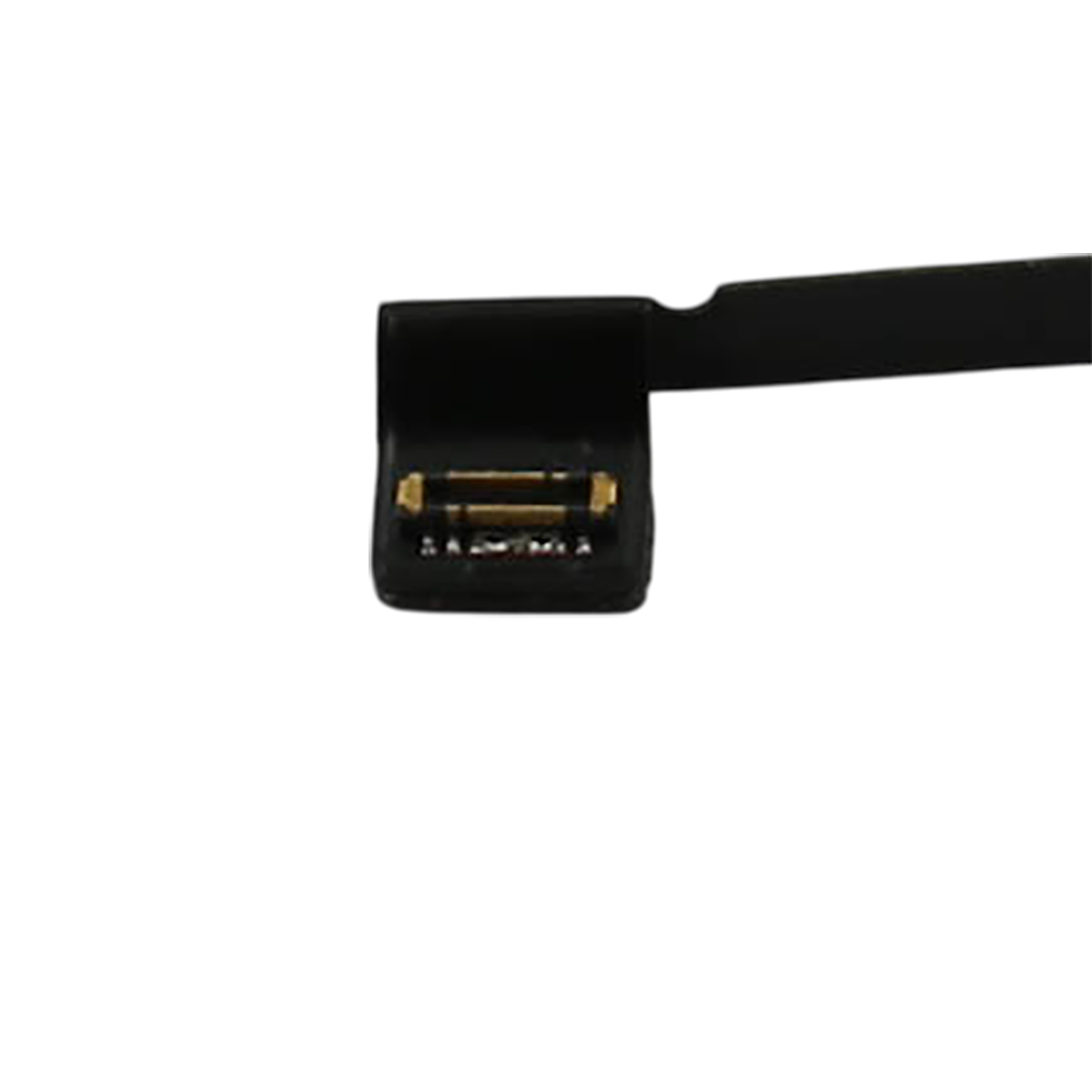 Ein schwarzes Flachbandkabel mit einem goldenen Anschlussstecker auf weißem Hintergrund.