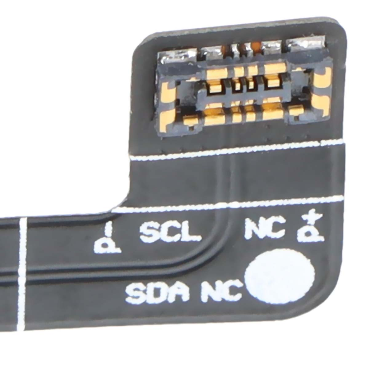 Ein schwarzes Flexkabel mit goldenen Kontakten und Beschriftungen wie SCL, SDA, NC.