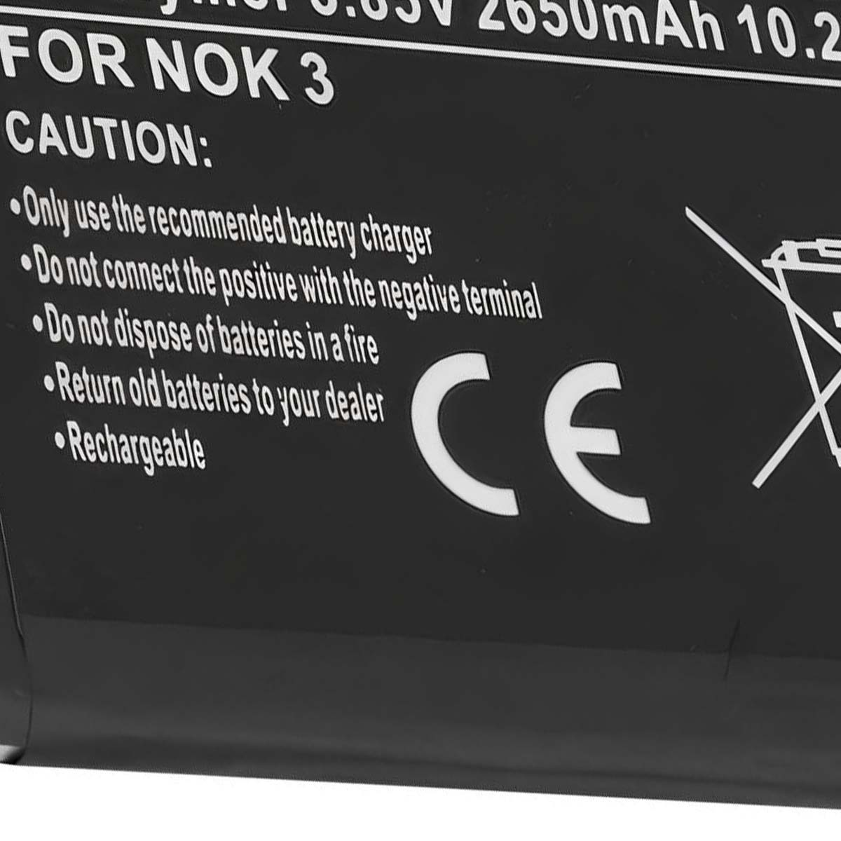 Batteria nera per NOK 3 con testo di avvertenza e marchio CE.
