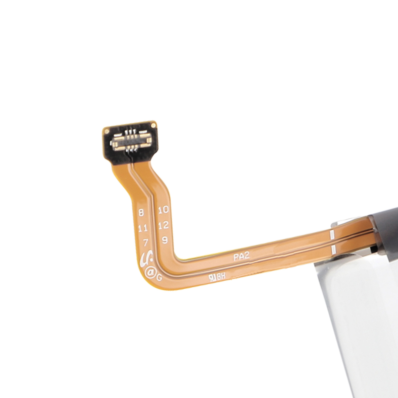 Ein flexibles Flachbandkabel mit Anschlüssen und Zahlen.