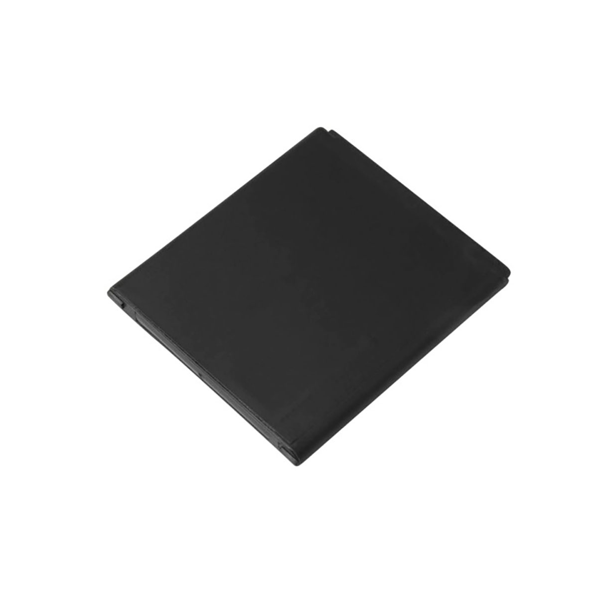 Un oggetto rettangolare nero con angoli arrotondati su sfondo bianco.