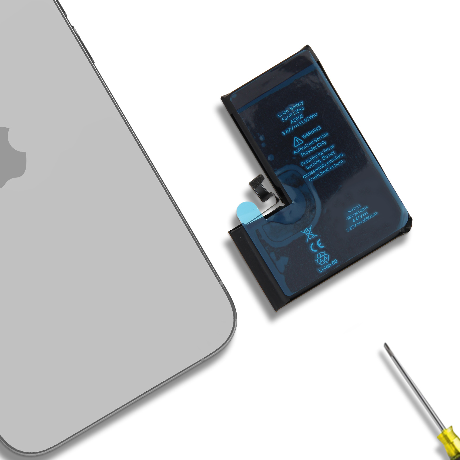 Ein iPhone-Akku neben einem iPhone und einem Schraubenzieher.