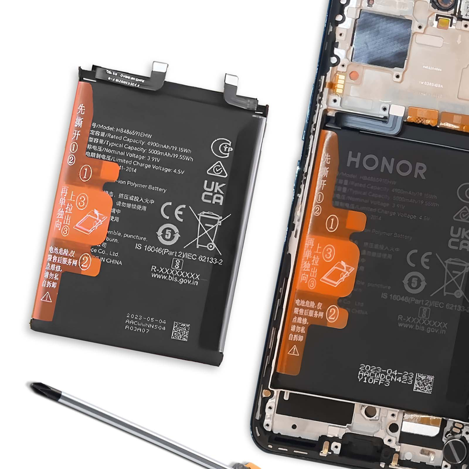 Due batterie per smartphone HONOR, una rimossa, con etichette di avvertenza.