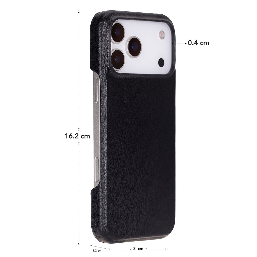 Siyah telefon kılıfı boyutları: 16,2 cm U, 8 cm G, 1,2 cm Y, 0,4 cm Kalınlık.