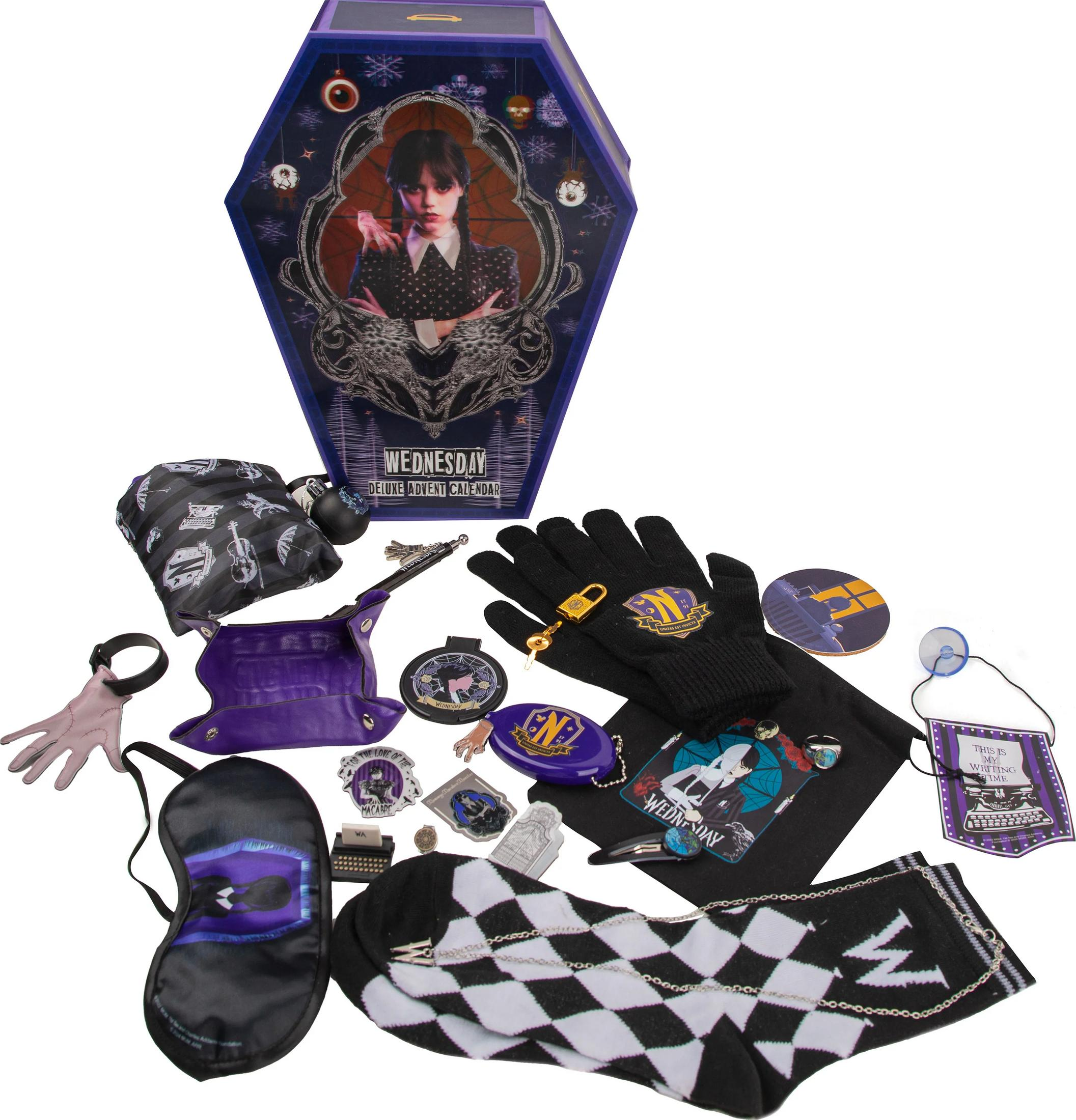 Mittwoch-Adventskalender-Inhalt mit Sargbox, Handschuhen, Socken und Accessoires.