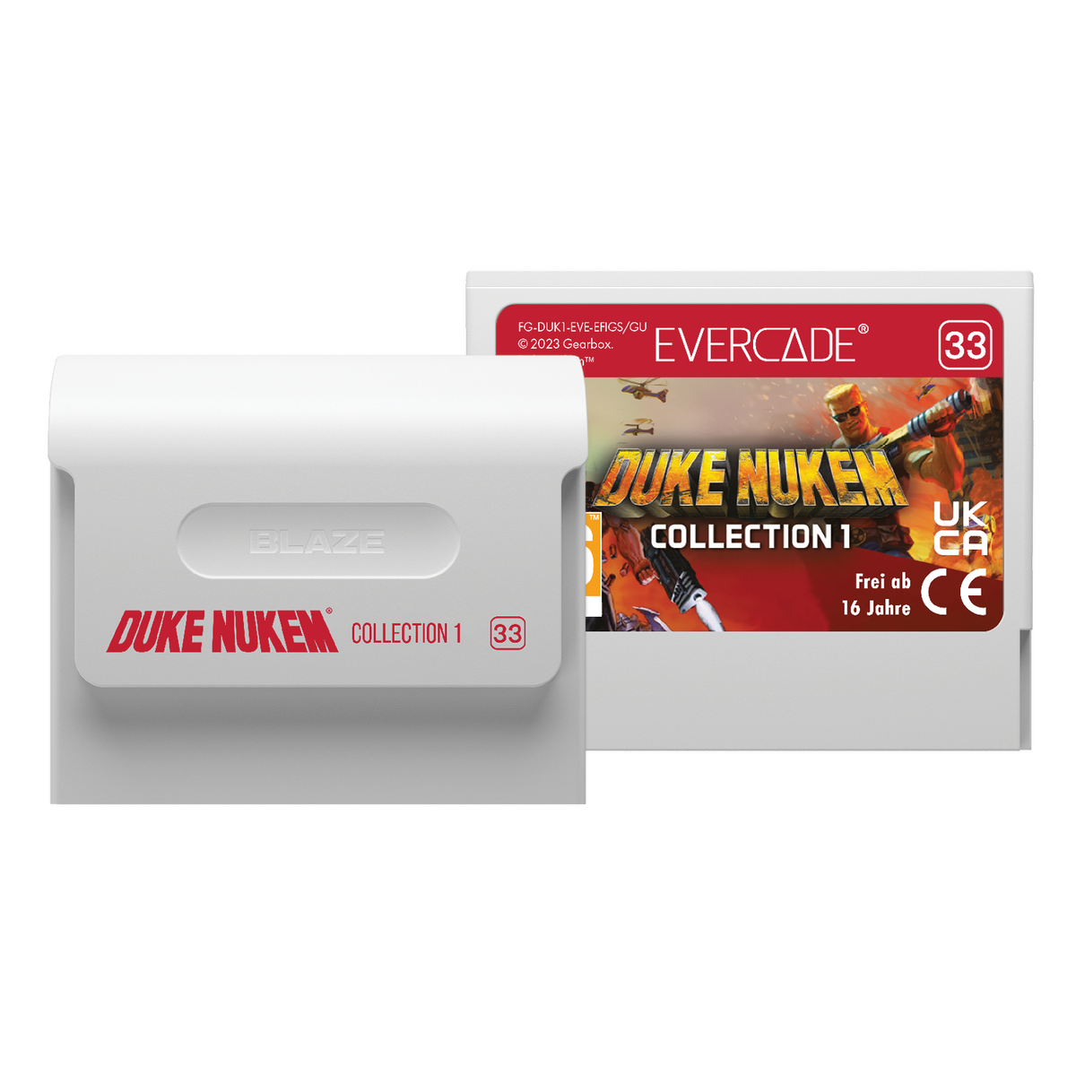 Dwa kartridże do gier Evercade. Jeden po lewej, jeden po prawej. Oznaczone Duke Nukem Collection 1.