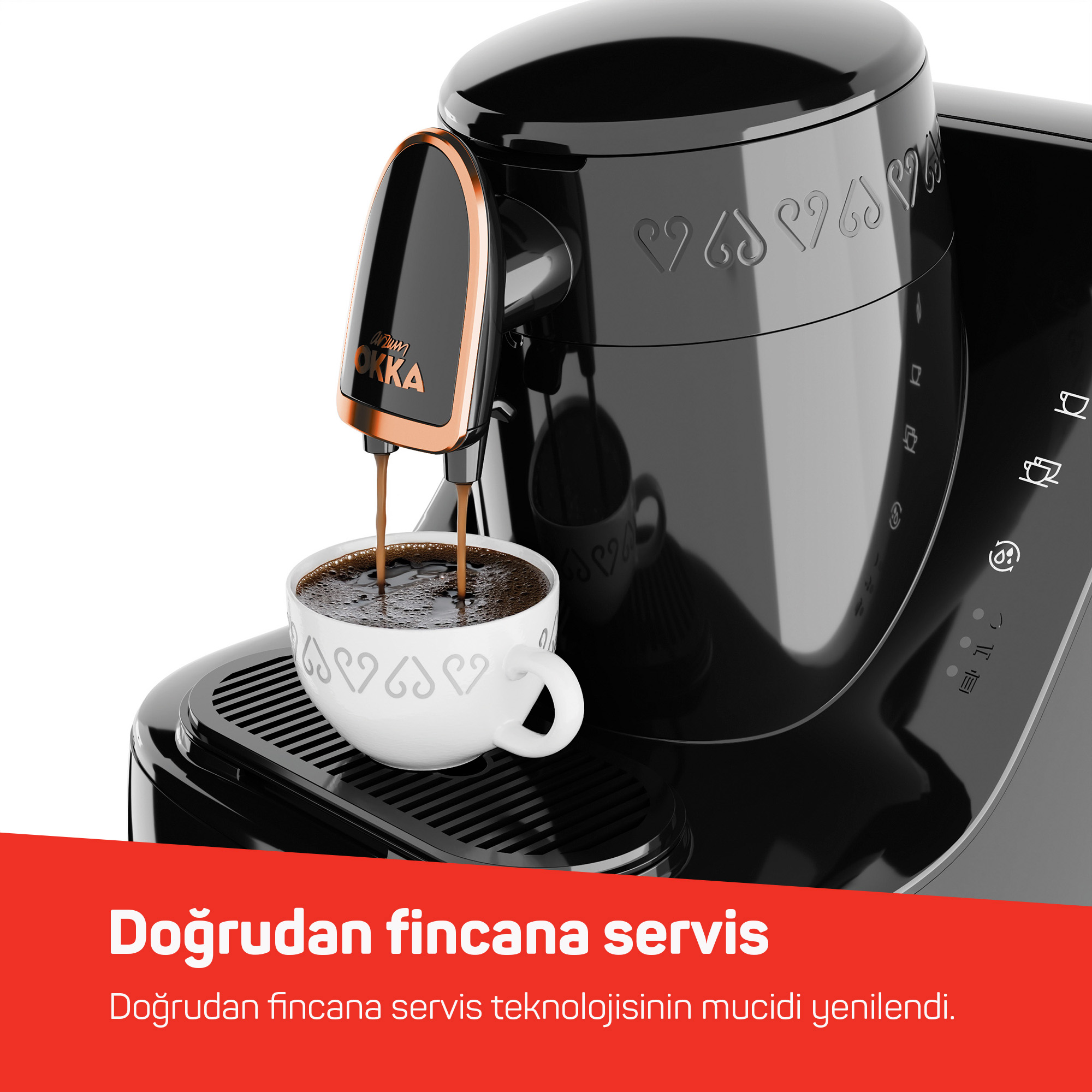 Macchina da caffè nera eroga caffè in una tazza bianca con motivo a cuore.