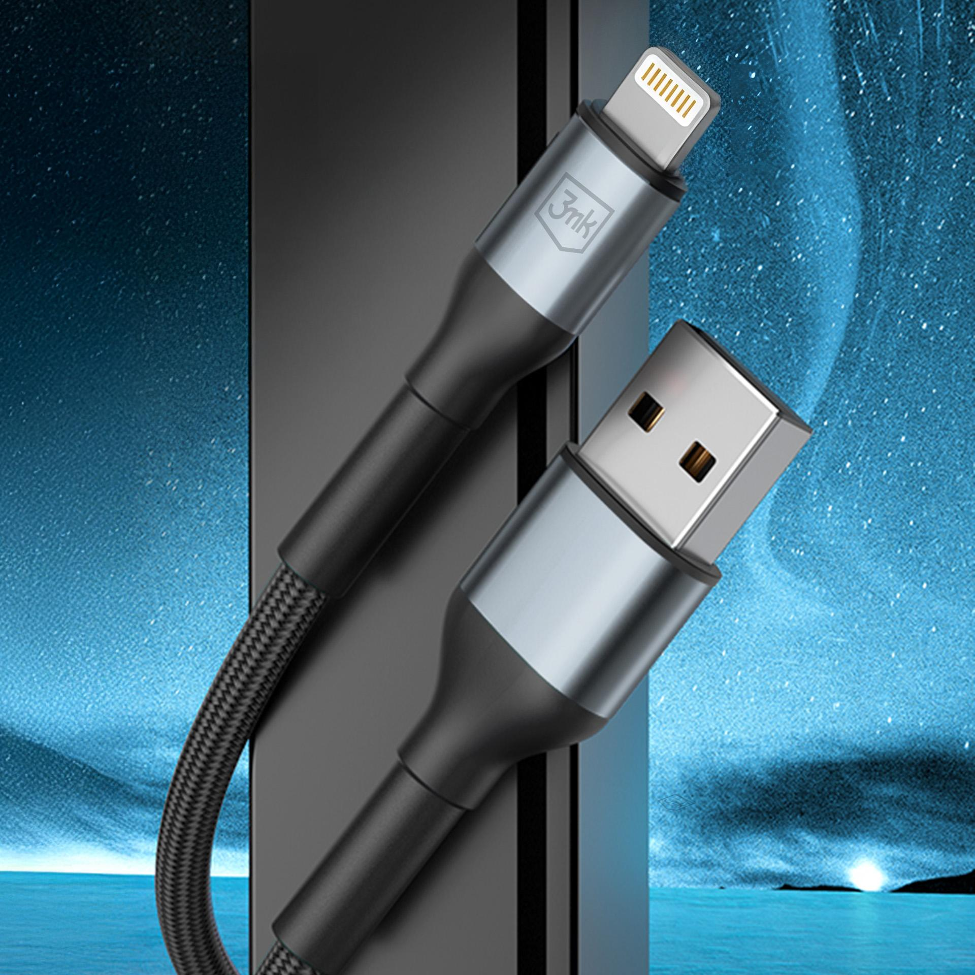 Un cavo USB argentato con porta di ricarica e connettore lightning.