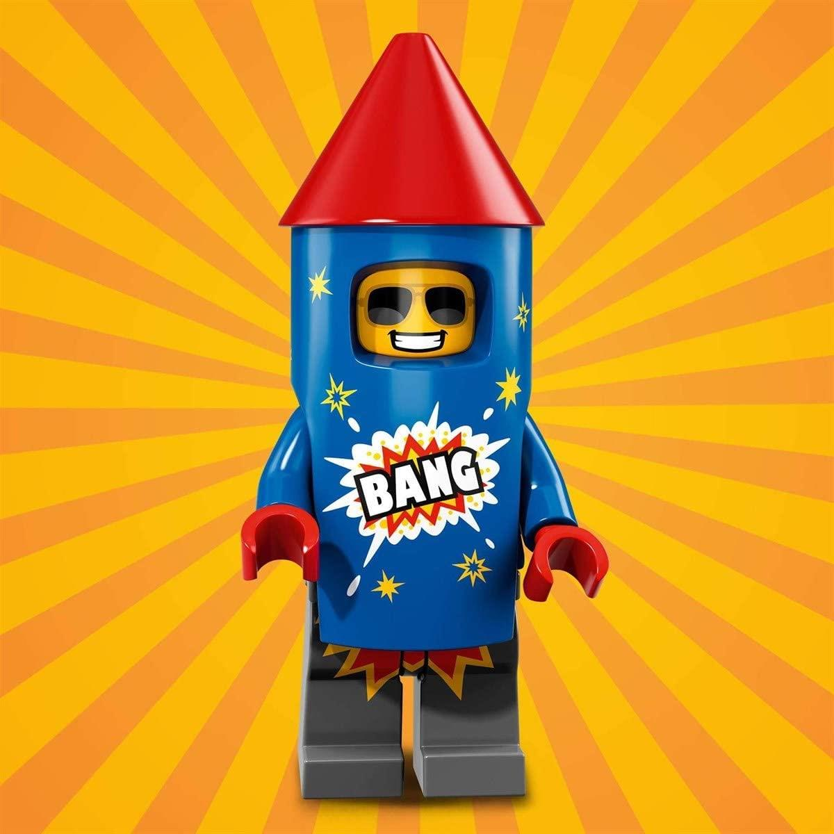 Kırmızı roket üstlü mavi bir Lego robot ve 