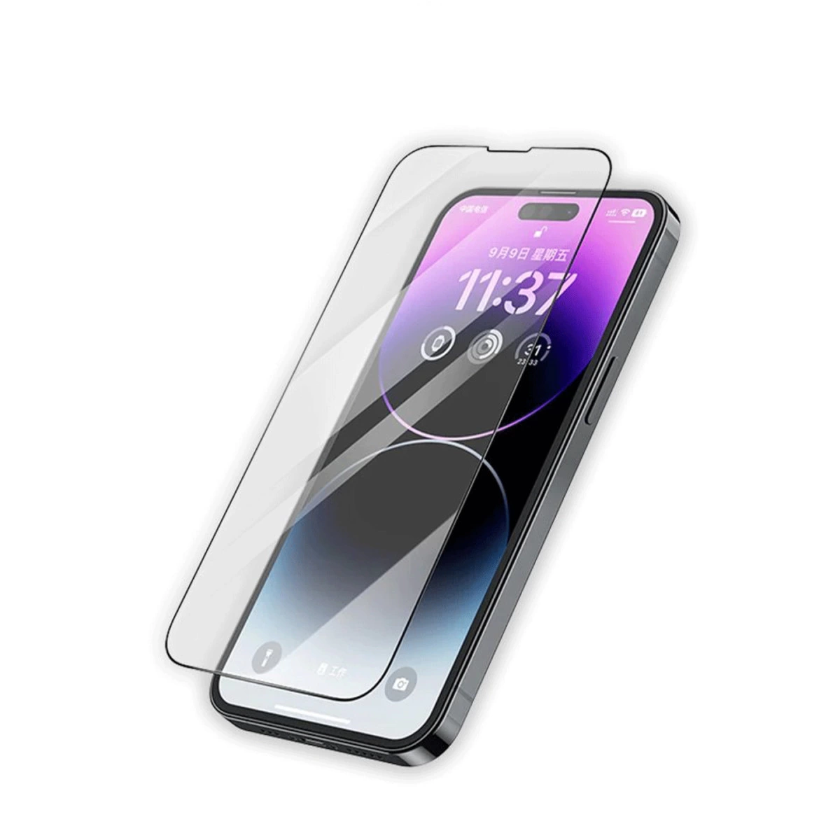 Saati gösteren bir akıllı telefon ekranının üzerinde ekran koruyucu.