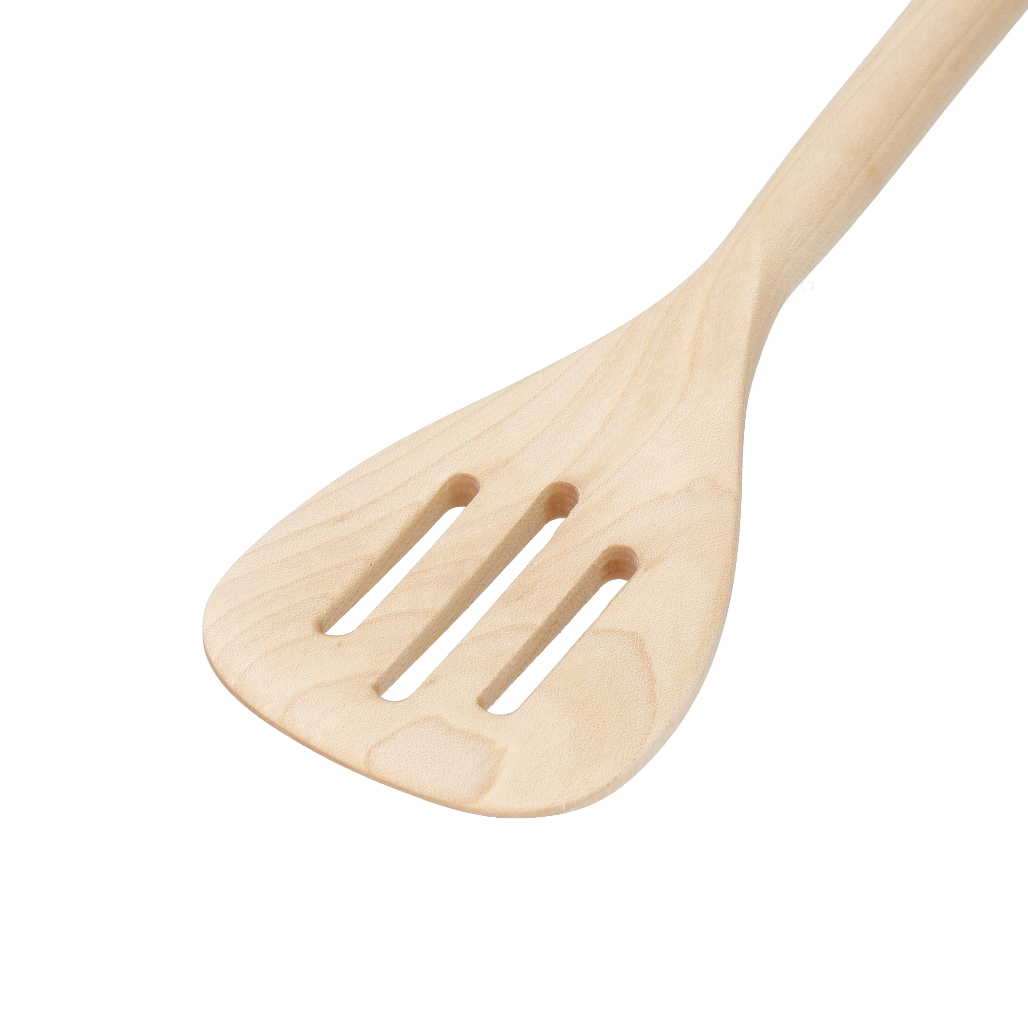 Nahaufnahme eines hölzernen Küchenutensils mit drei Schlitzen.