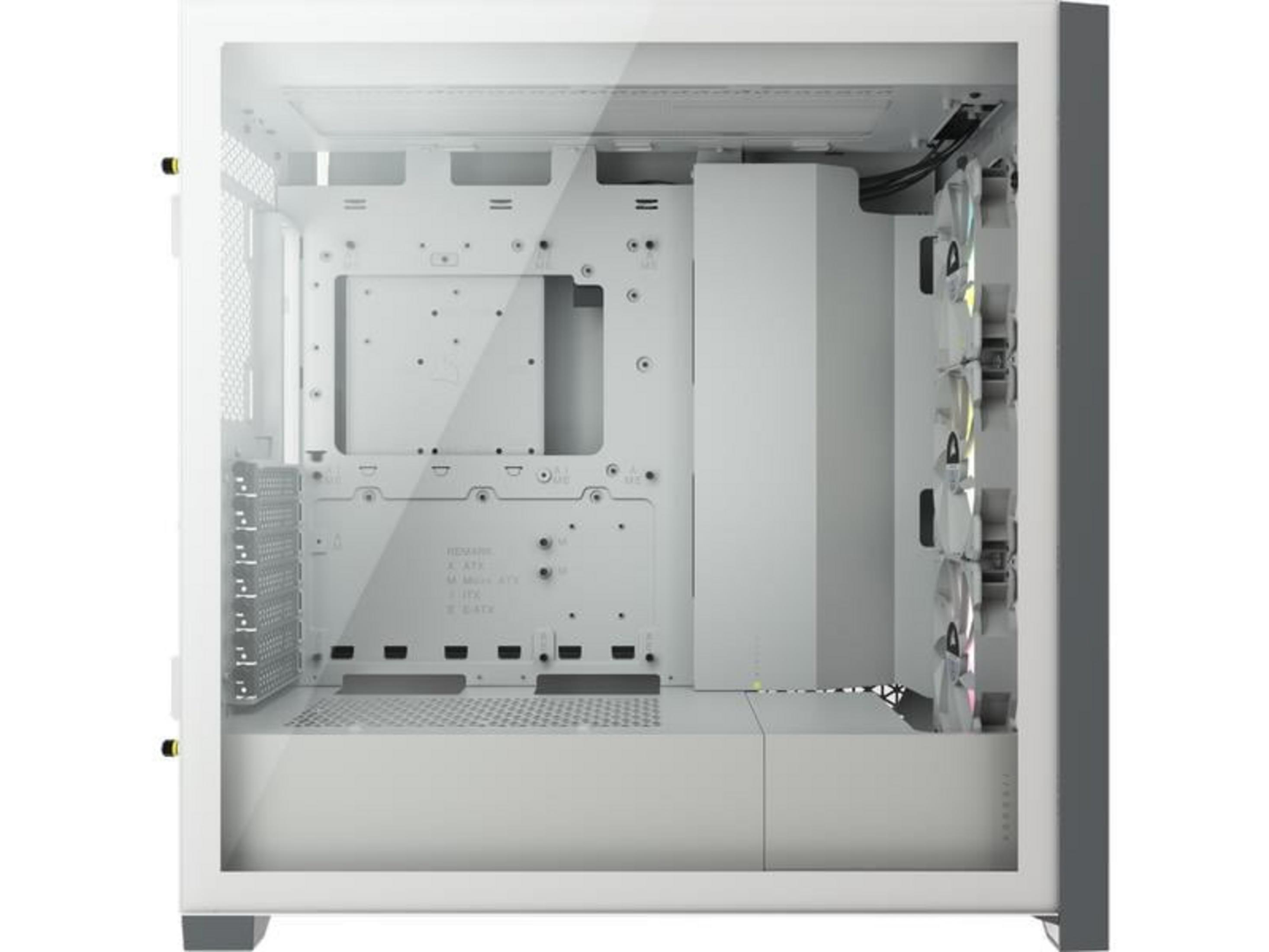 Biała obudowa komputera z szklanym frontem i wentylatorami RGB po bokach.