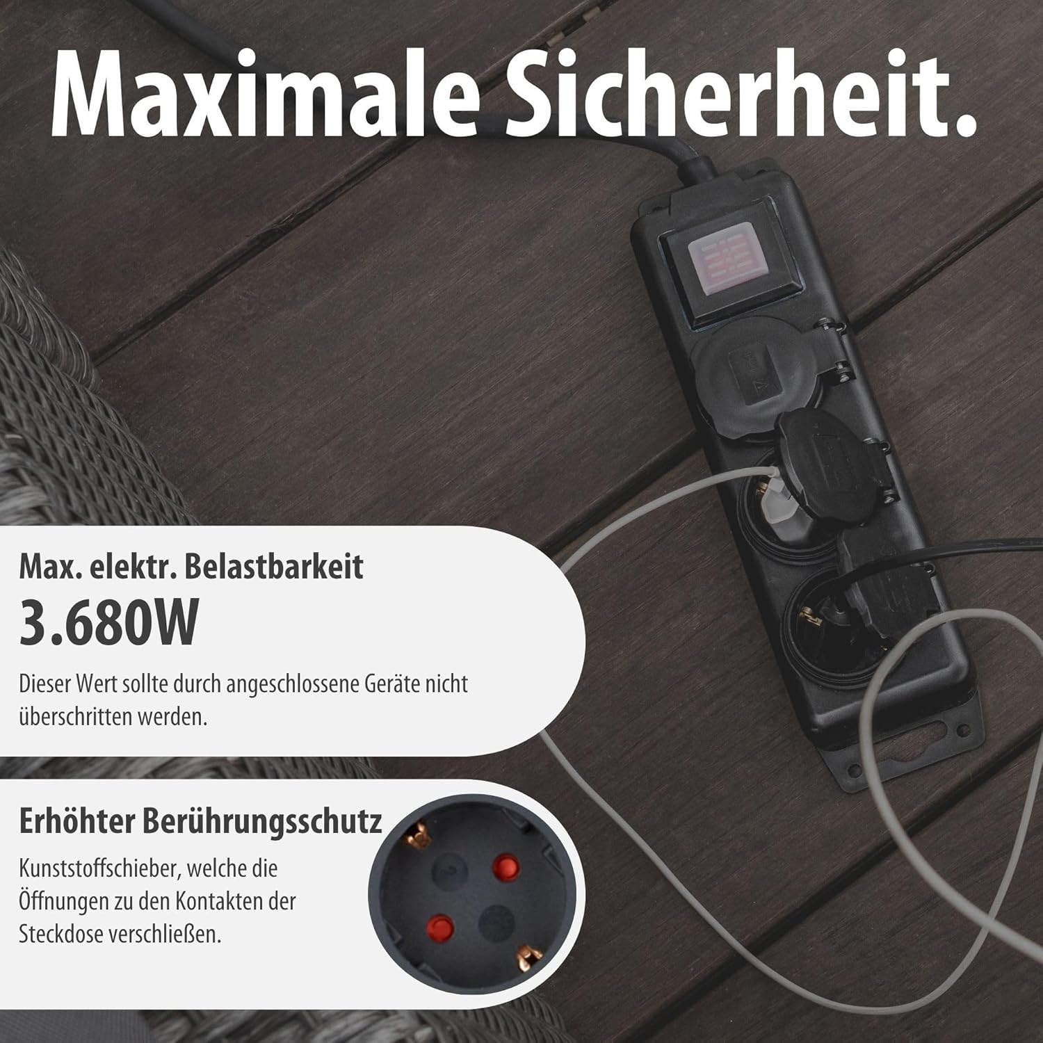 Schwarze Steckdosenleiste mit 3,68kW Belastbarkeit und erhöhtem Berührungsschutz.