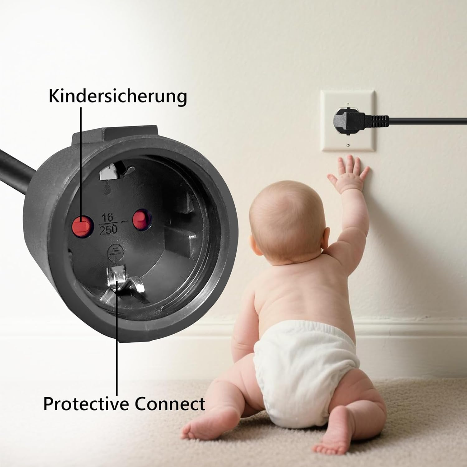 Baby krabbelt auf Steckdose zu. Kindersicherung hervorgehoben.
