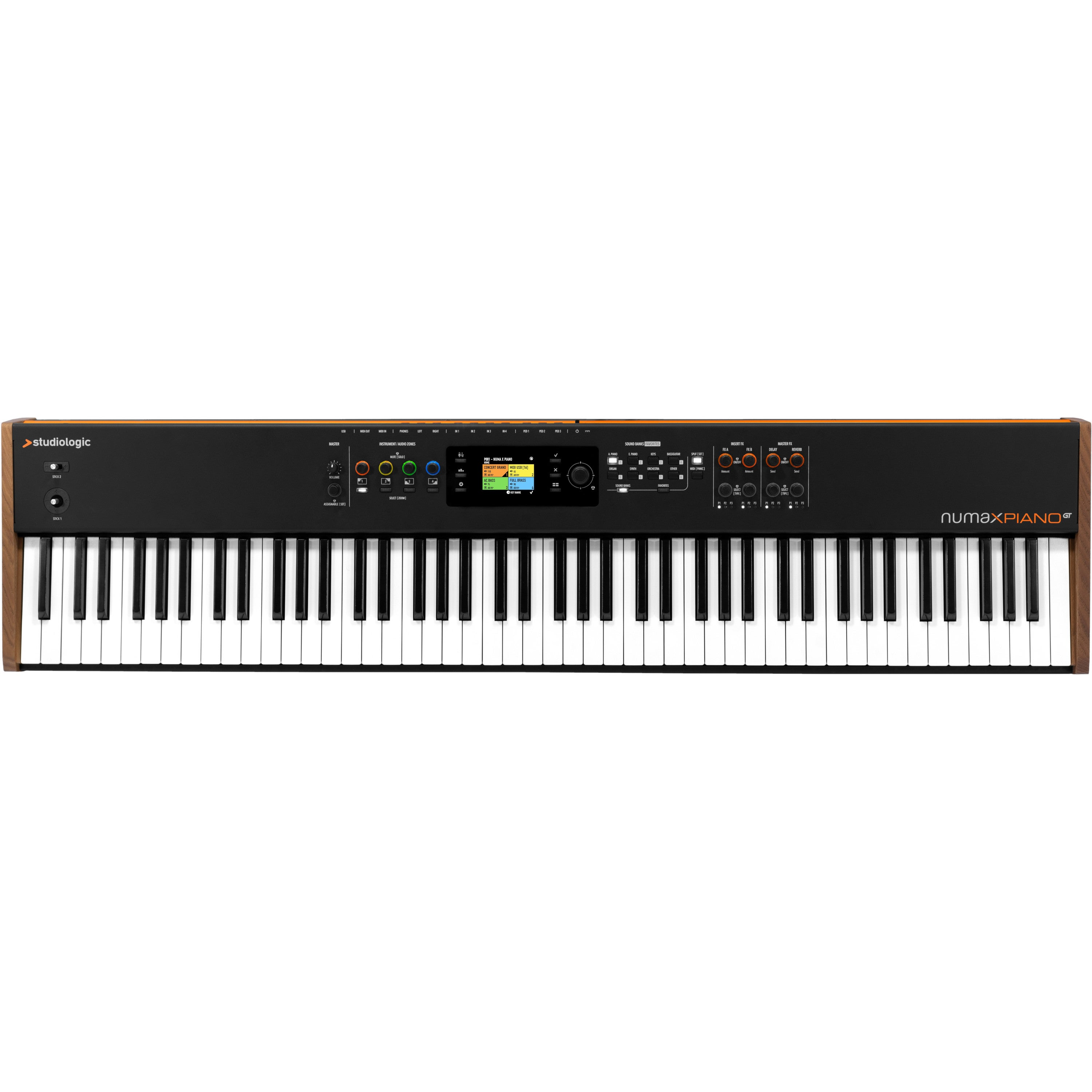 Een zwarte digitale piano met houten zijkanten en bedieningsknoppen.