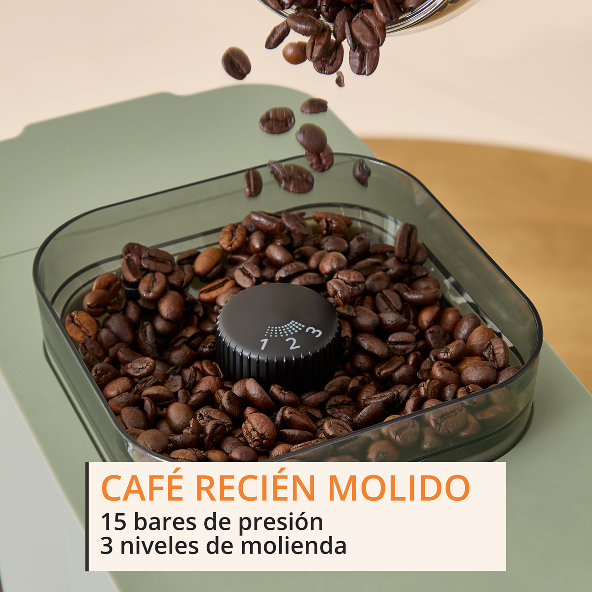 Caffè in grani che cade in un contenitore con impostazioni 1-3.