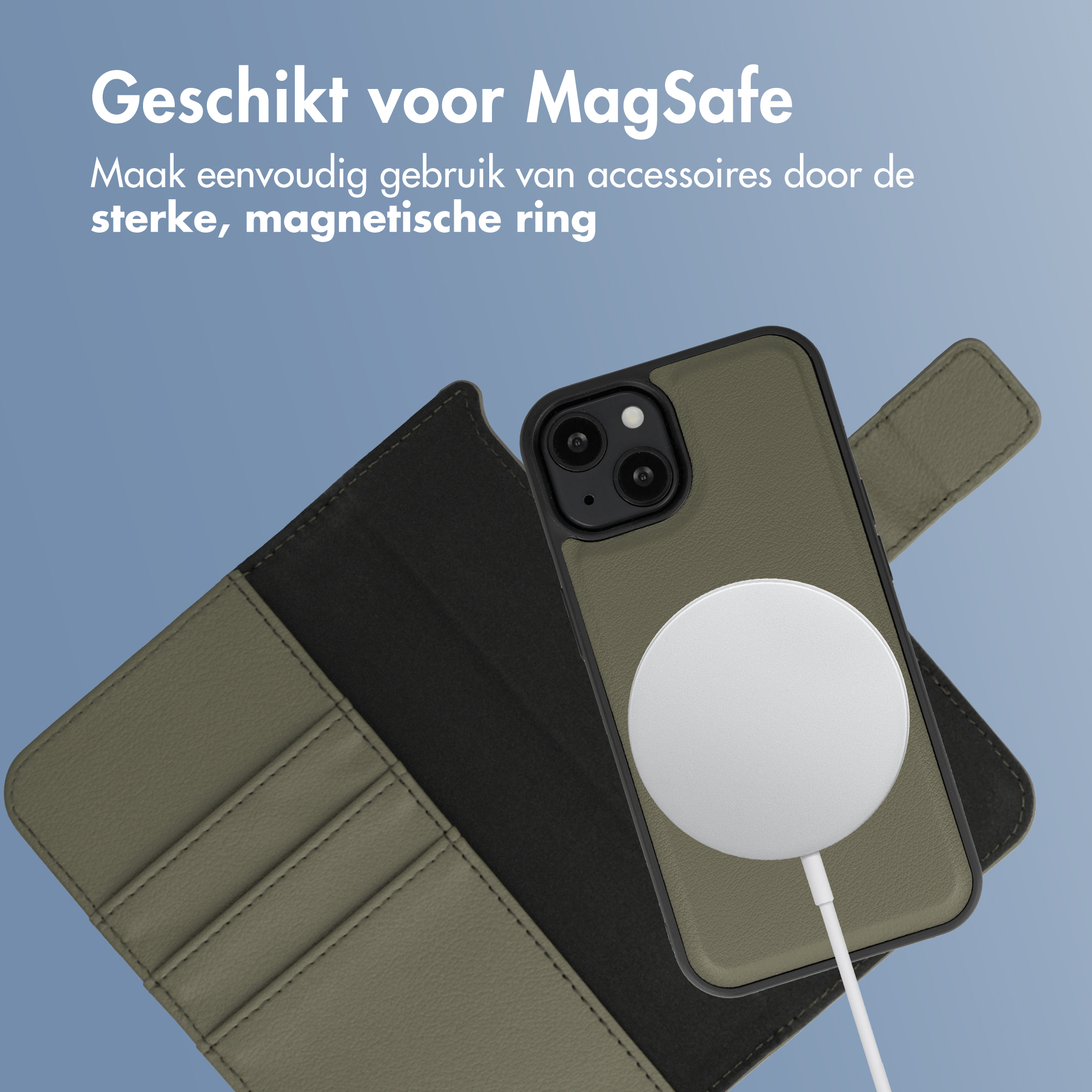 Ein iPhone mit MagSafe-Ladegerät und einer Hülle im Portemonnaie-Stil.