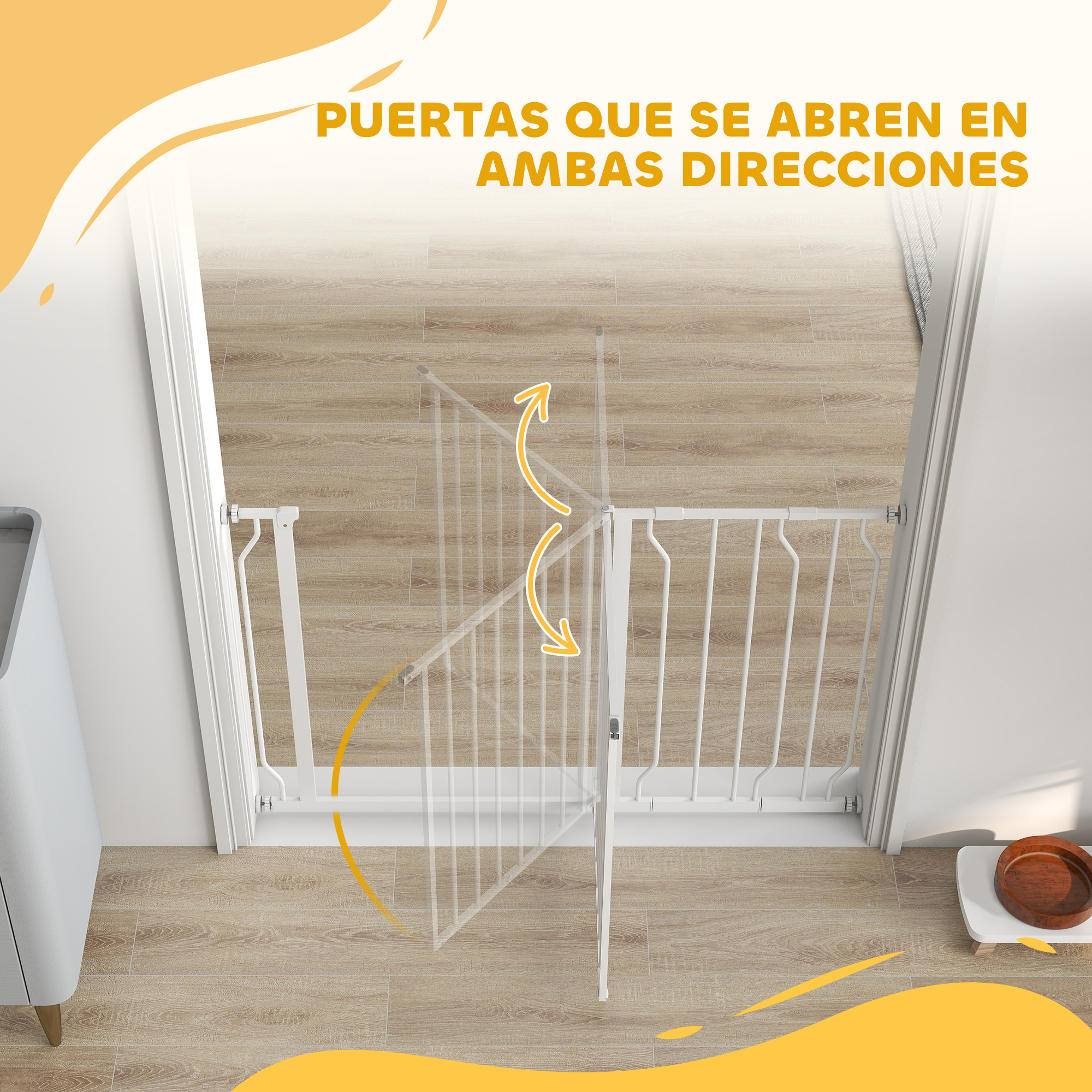 Una puerta de bebé blanca se abre en ambas direcciones. Suelo de madera.