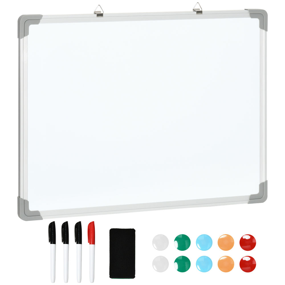 Una pizarra blanca con marco de aluminio y accesorios: 3 rotuladores negros, 1 rojo, borrador, 4 imanes blancos, 2 verdes, 2 azules, 2 naranjas, 2 rojos.