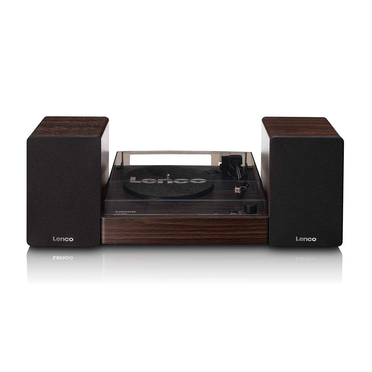 Ciemny drewniany gramofon z dwoma głośnikami, na białym tle.