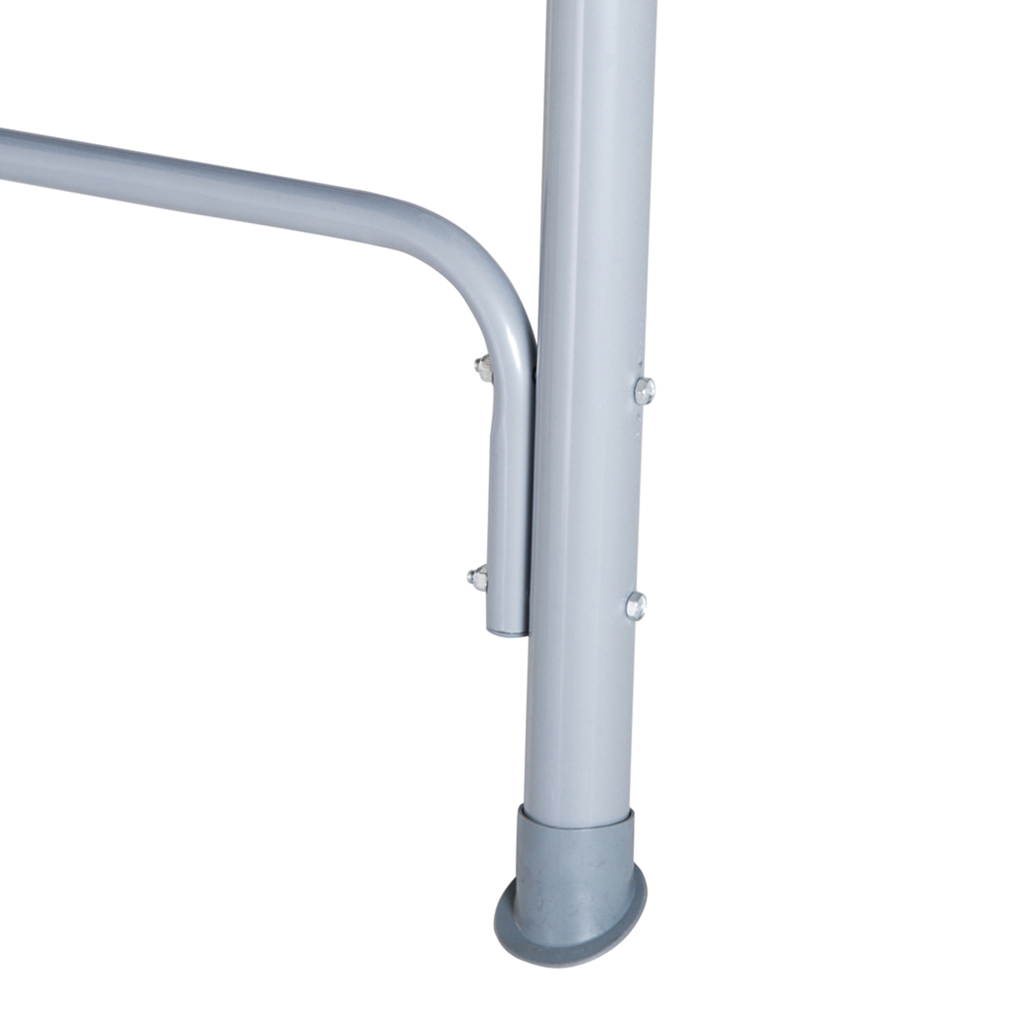 Un tubo de metal gris con un pie de goma gris, sujeto con tornillos.
