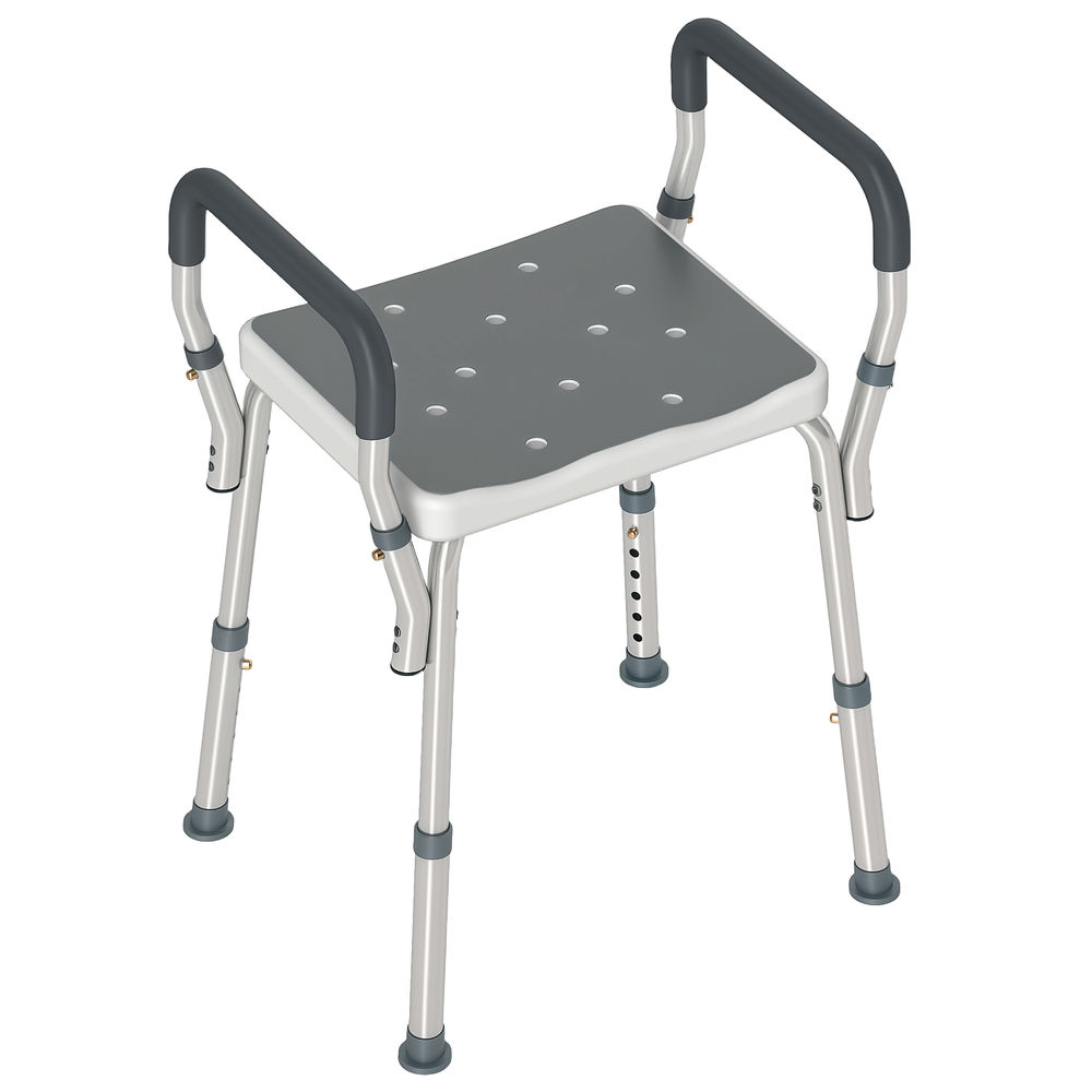 Una silla de ducha con marco de metal plateado, patas, asiento y reposabrazos ajustables.