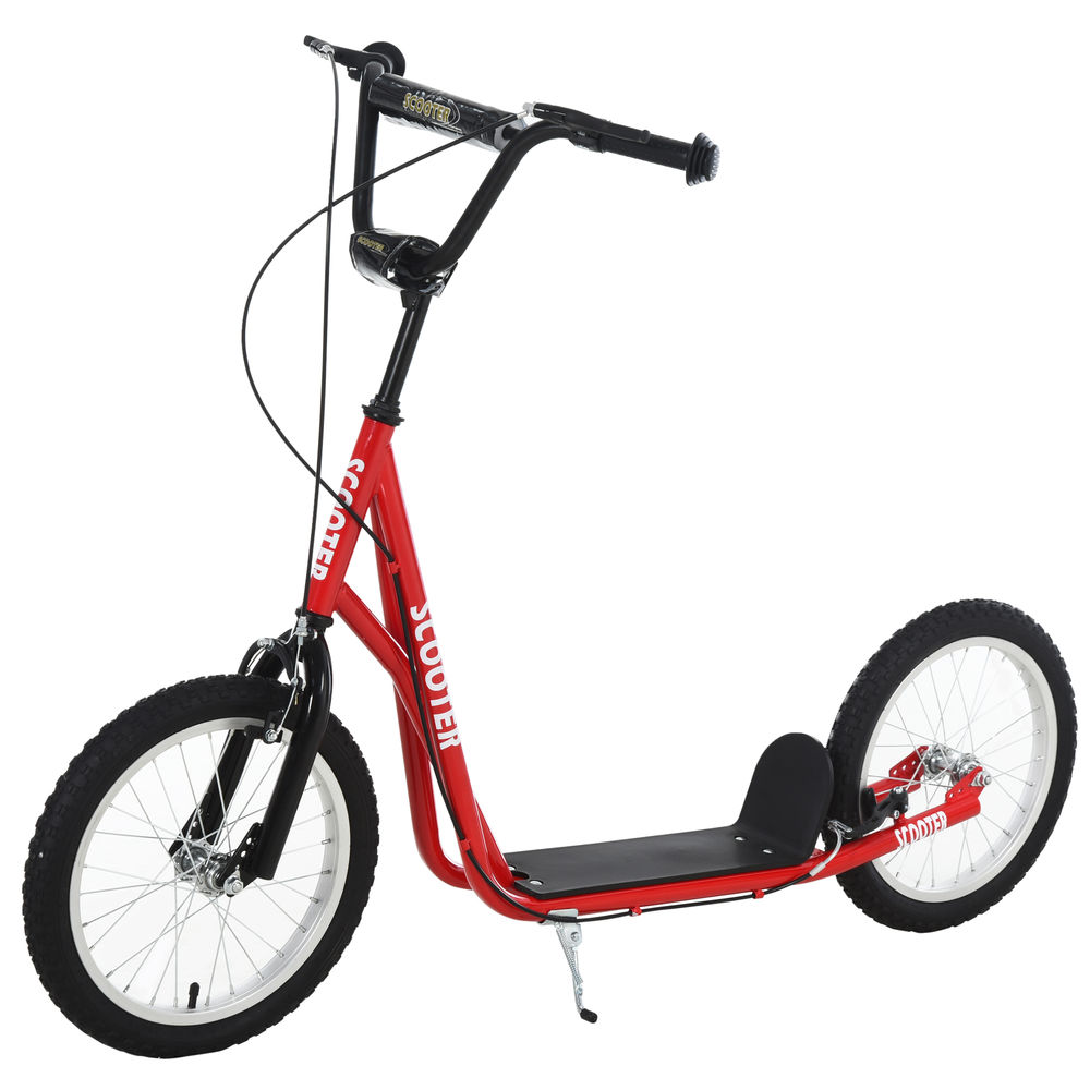 Un patinete rojo con manillar negro, ruedas delanteras y traseras grandes y plataforma negra.