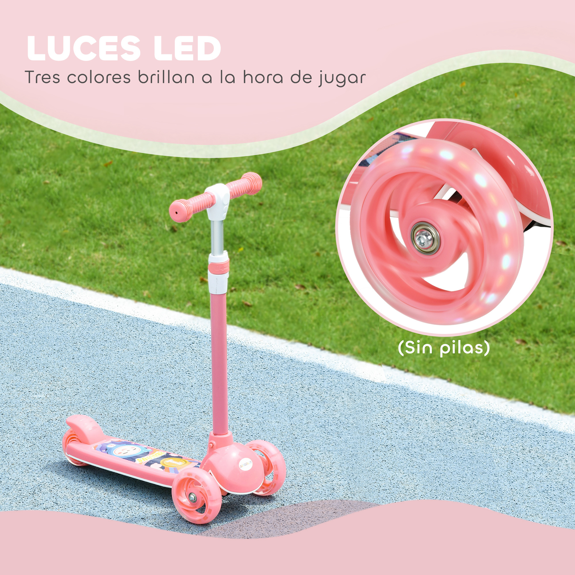 Un patinete rosa de tres ruedas con ruedas LED luminosas está sobre un camino azul.