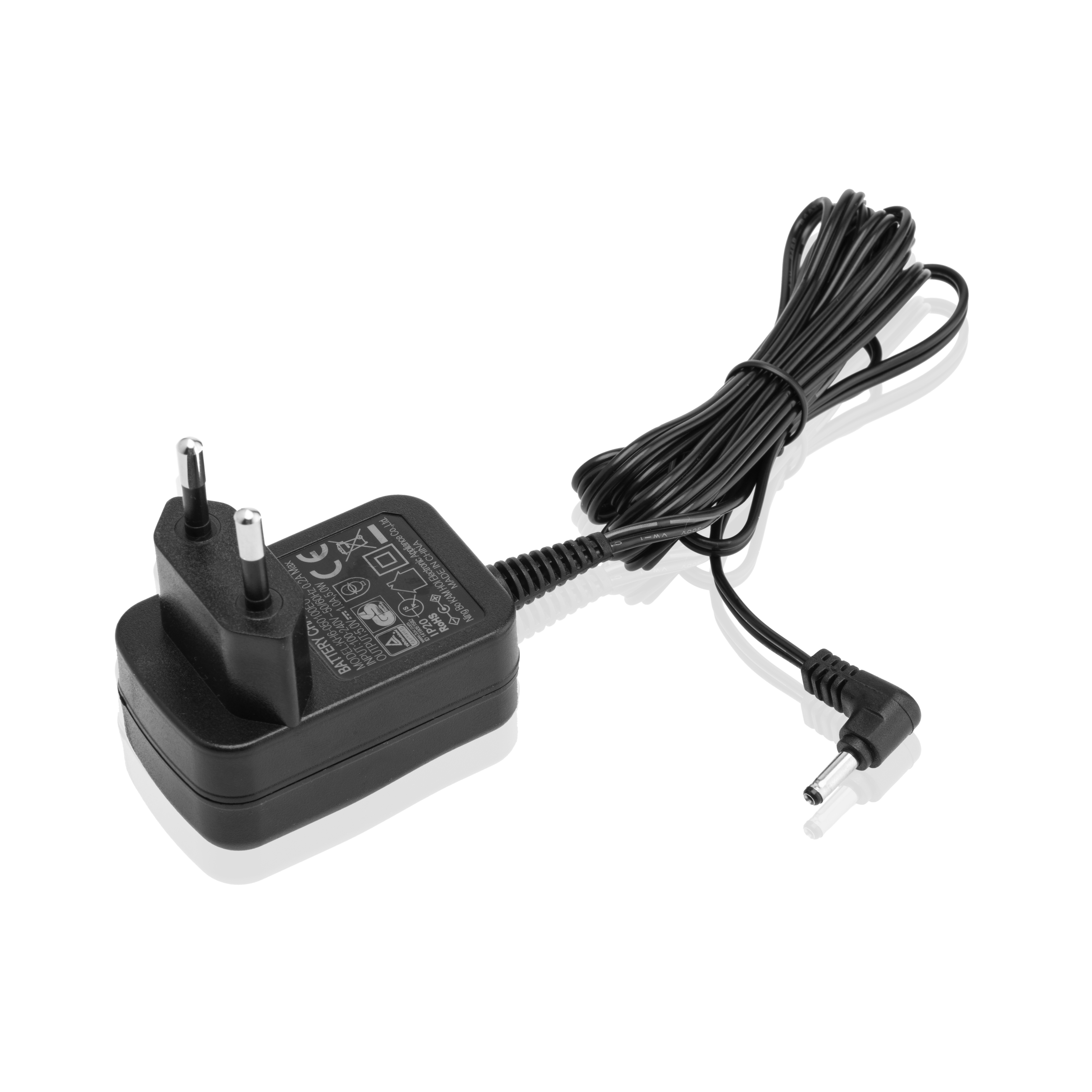 Schwarzes Netzteil mit Kabel und Eurostecker. Ausgang 5V 1A.
