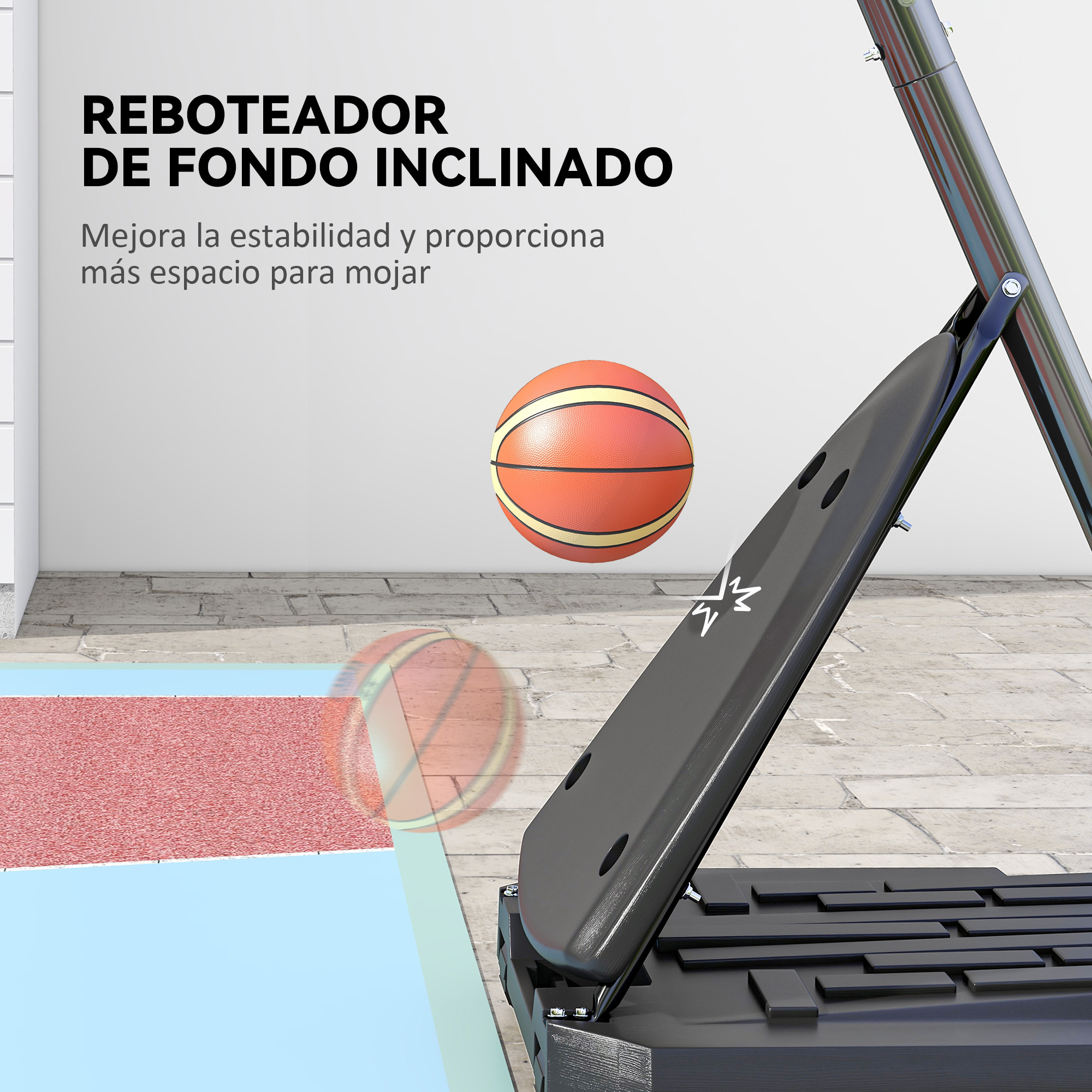 Un baloncesto flota sobre un reboteador inclinado en una cancha.