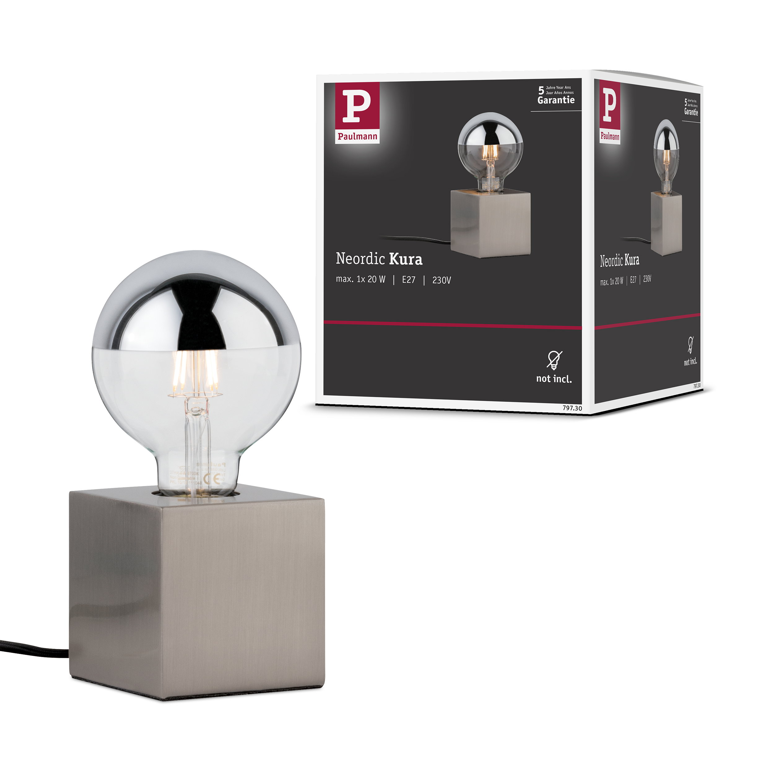 Nowoczesna lampa stołowa ze srebrną podstawą w kształcie sześcianu, przezroczystą żarówką.